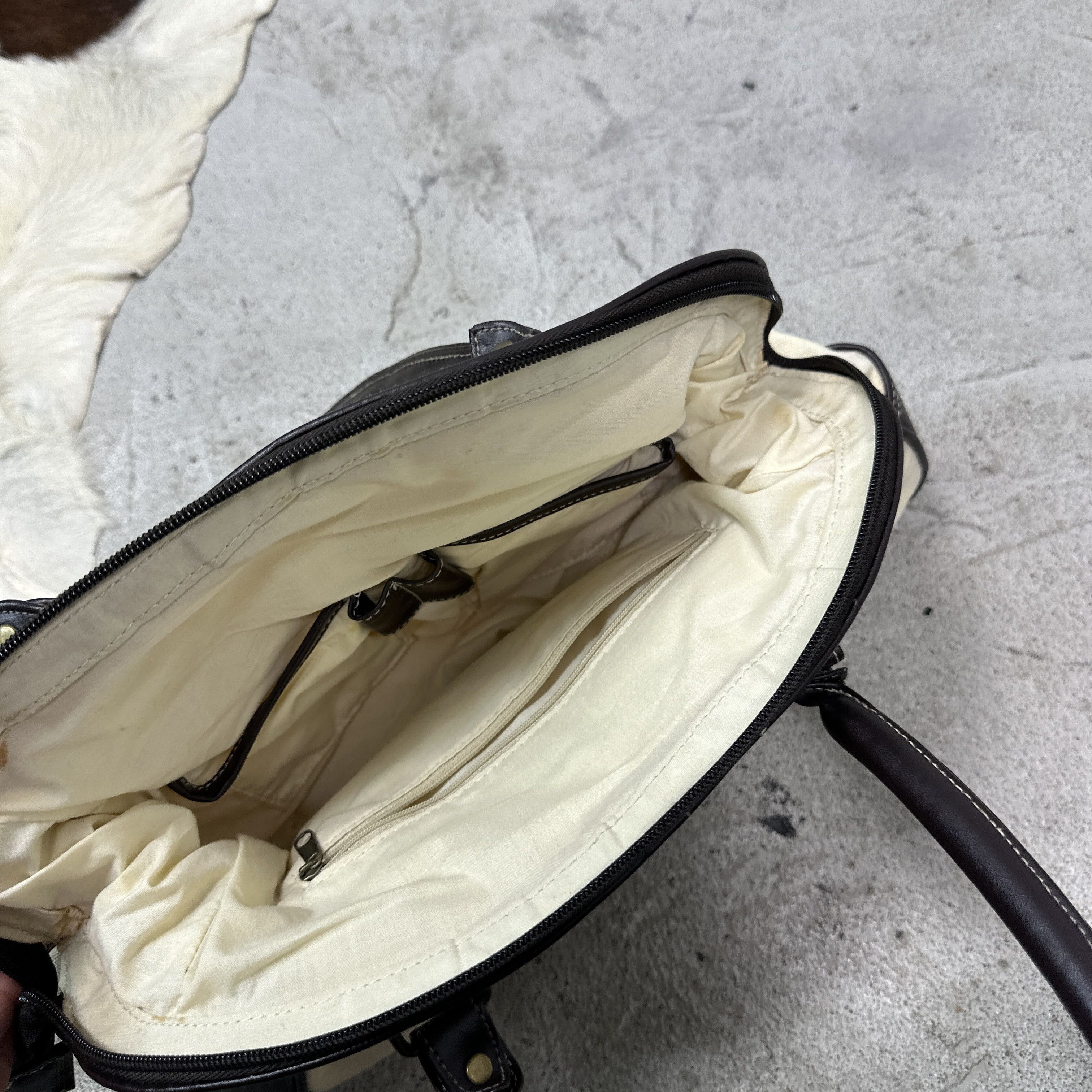 Vintage Vintage Avant Garde Opium Shoulder Cream Bag Y2K Size ONE SIZE - 5 Thumbnail