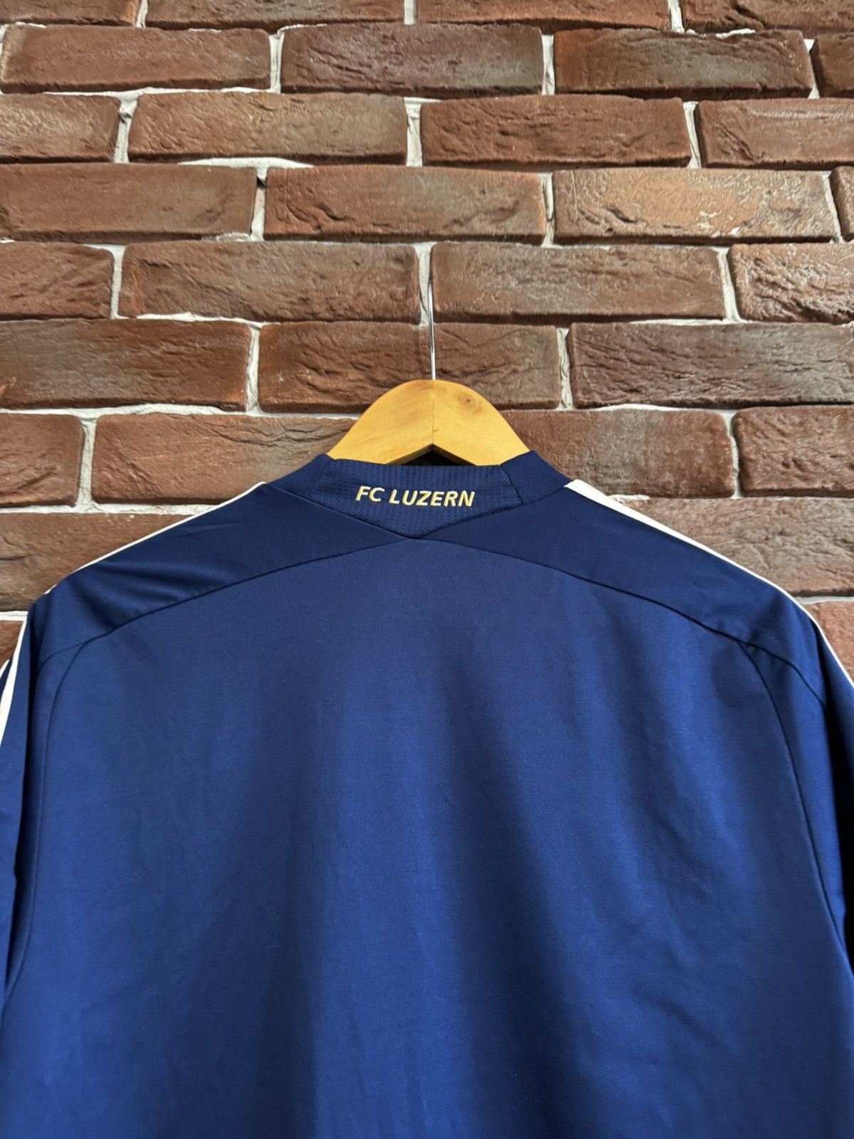 Adidas Rare Vintage 2011 Luzern Adidas FC Jersey Soccer Kit M Navy Size US M / EU 48-50 / 2 - 8 Thumbnail