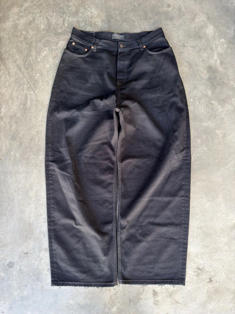 Balenciaga Balenciaga Black Baggy pre-distressed Denim Size US 32 / EU 48 - 1 Thumbnail
