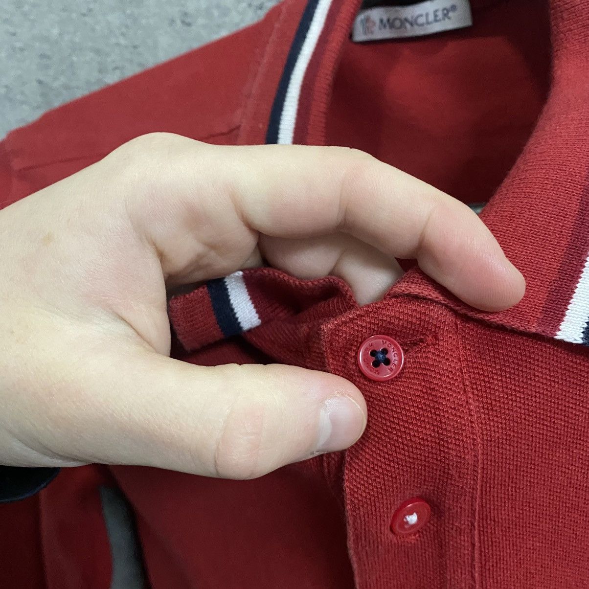 Moncler Moncler Polo Long Sleeve Size US XS / EU 42 / 0 - 6 Thumbnail