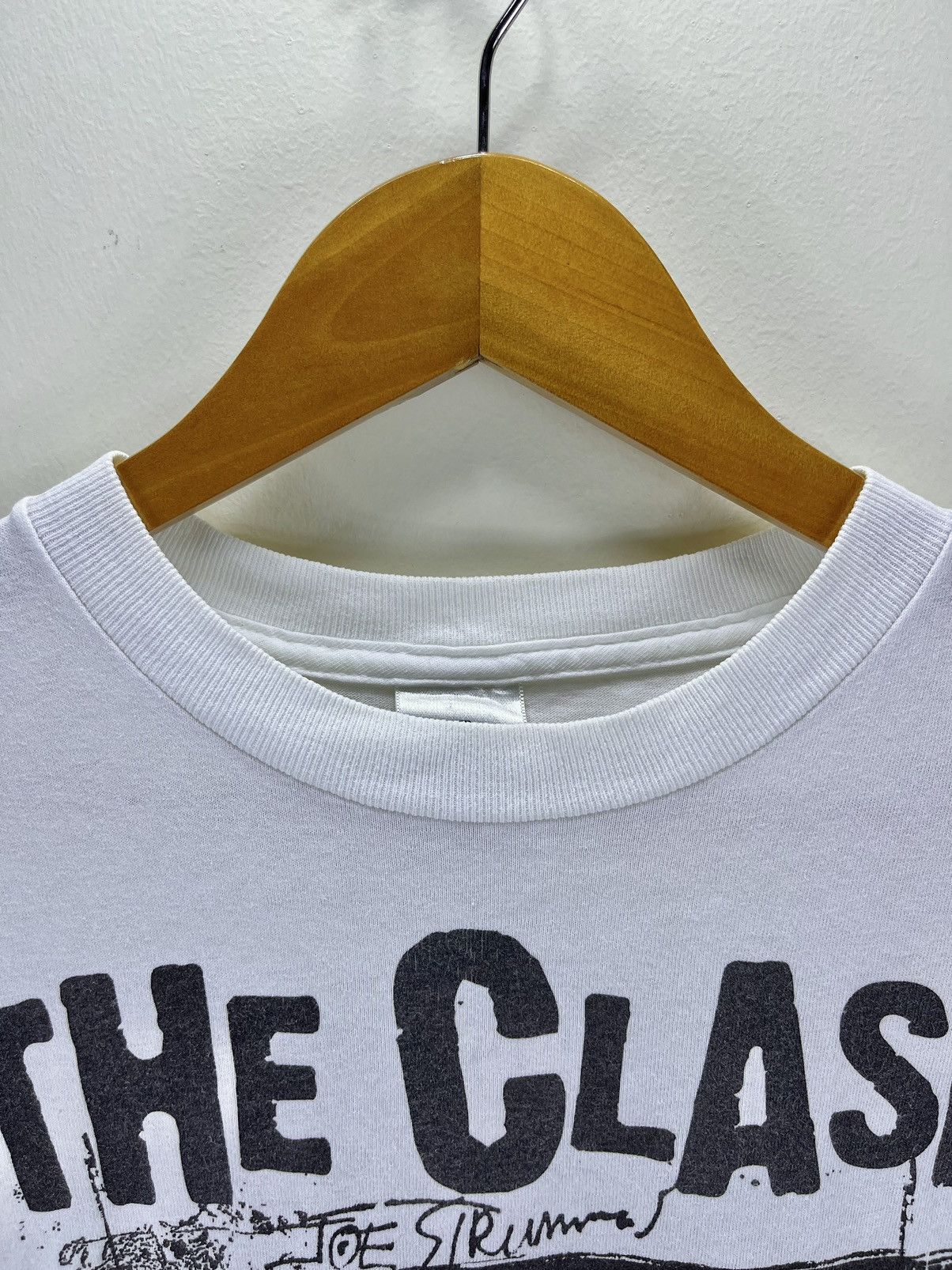 Band Tees Vintage The Clash Tour Japan 1982 RARE PIECES!! Size US M / EU 48-50 / 2 - 3 Thumbnail
