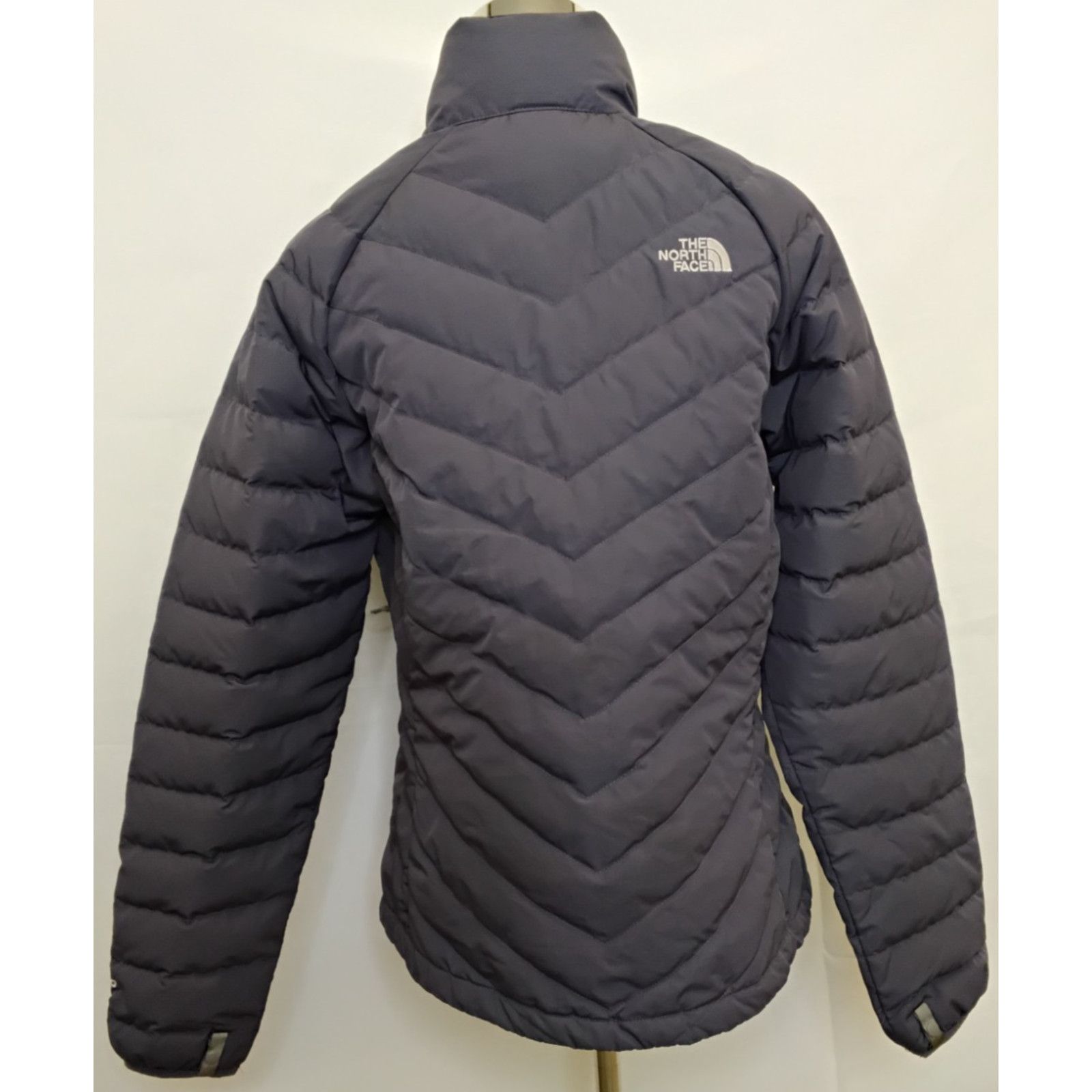 The North Face The North Face Down Puffer Jacket Women's Med Purple 550 FP Size M / US 6-8 / IT 42-44 - 3 Thumbnail