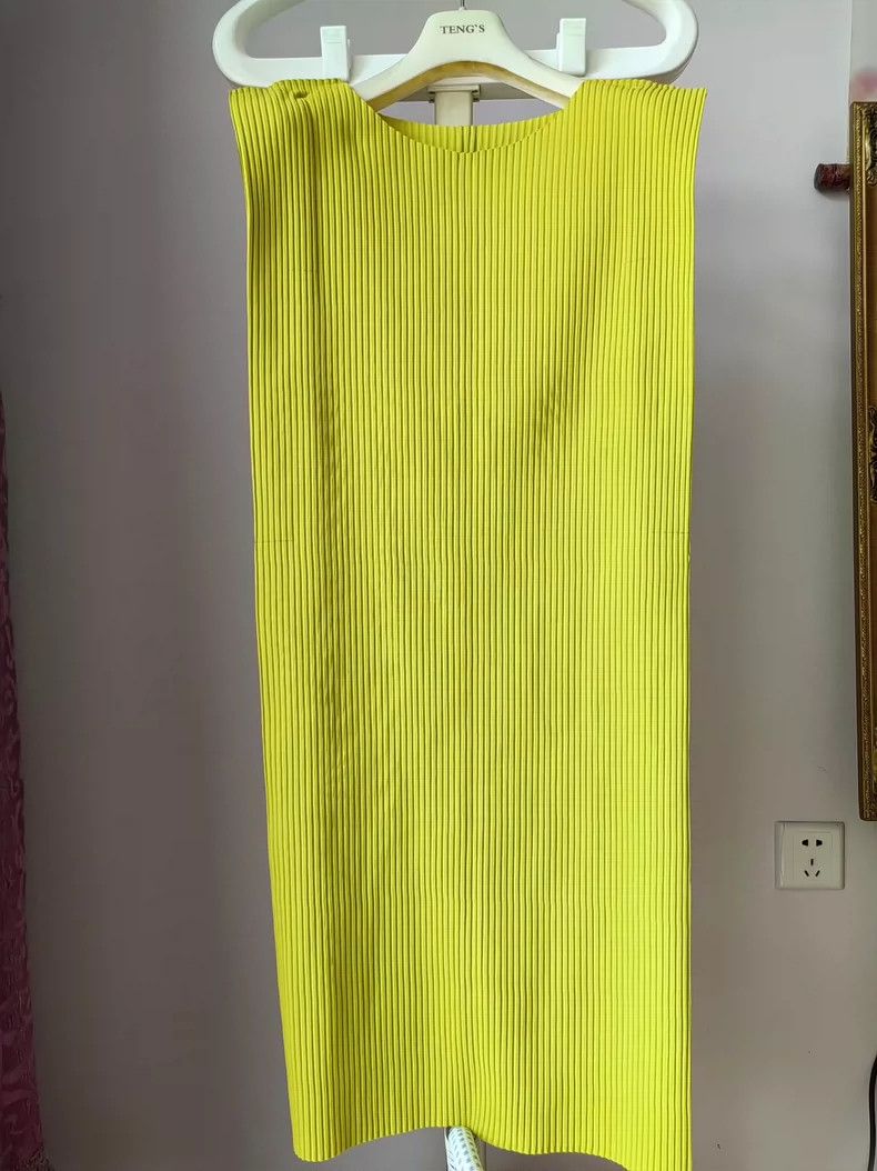 Issey Miyake Issey Miyake size:one size Yellow pleated dress Size XS / US 0-2 / IT 36-38 - 3 Thumbnail