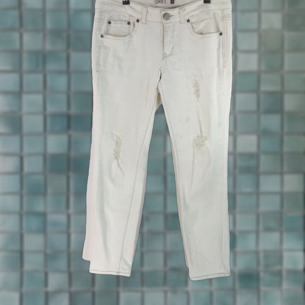 Vintage VINTAGE SO American Heritage Women Casual Distressed White Denim Jeans Size 13 Size 34" / US 12 / IT 48 - 1 Thumbnail