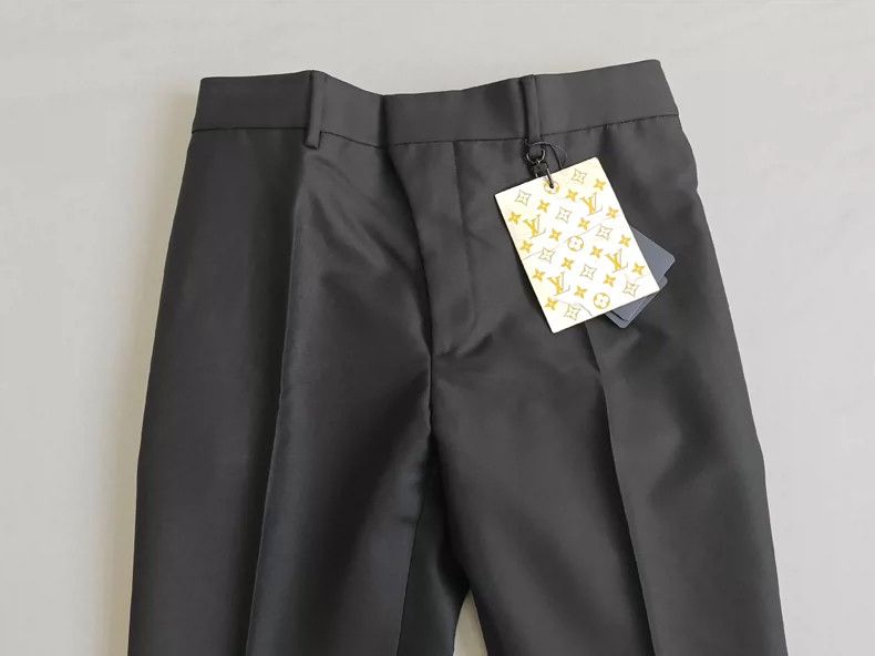Louis Vuitton Louis Vuitton size US 46 Wool trousers 2505-Nextarrow Size US 30 / EU 46 - 2 Thumbnail