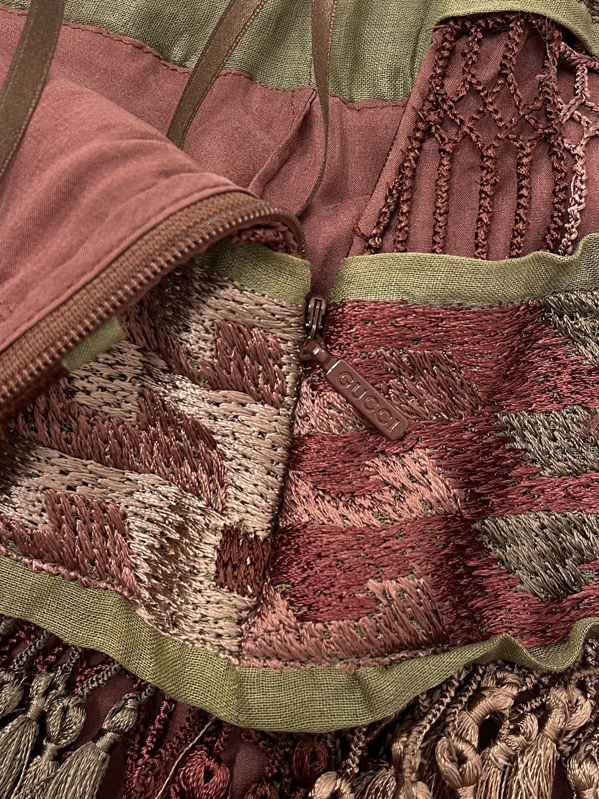 Gucci Rare Gucci SS2005 Runway Silk Macramé Fringe Skirt – IT 44 Size 30" / US 8 / IT 44 - 7 Thumbnail