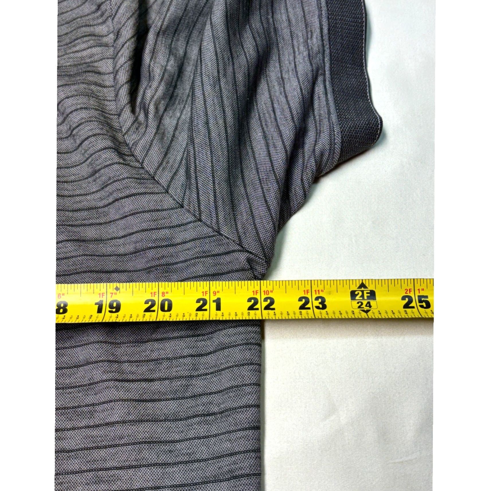 Tommy Bahama Tommy Bahama Polo Shirt Striped Gray Short Sleeve Men’s Large L Casual Golf Sportswear Size US L / EU 52-54 / 3 - 7 Thumbnail