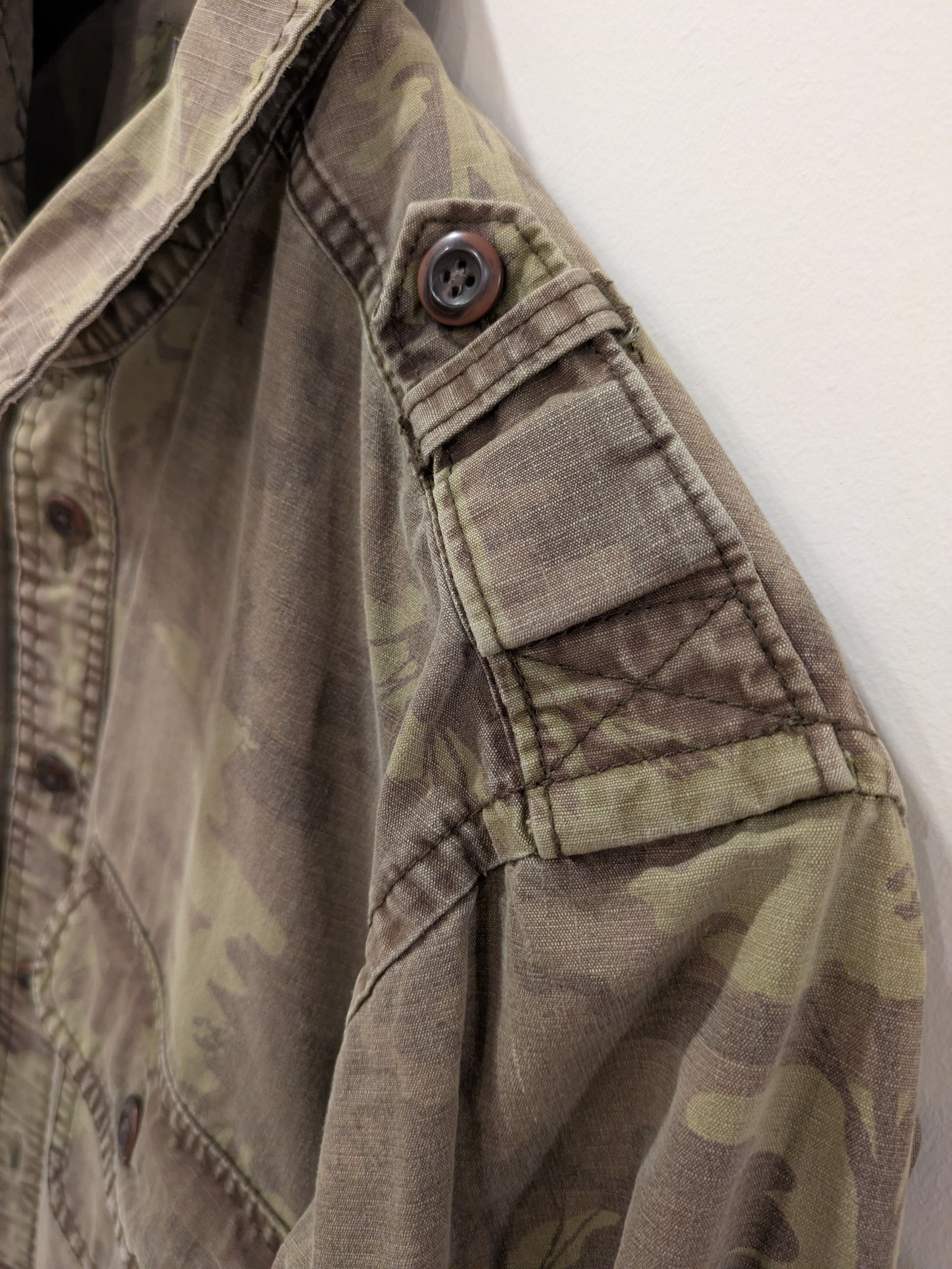 Eddie Bauer × Vintage Vintage Eddie Bauer Sport Camouflage Size US M / EU 48-50 / 2 - 5 Thumbnail
