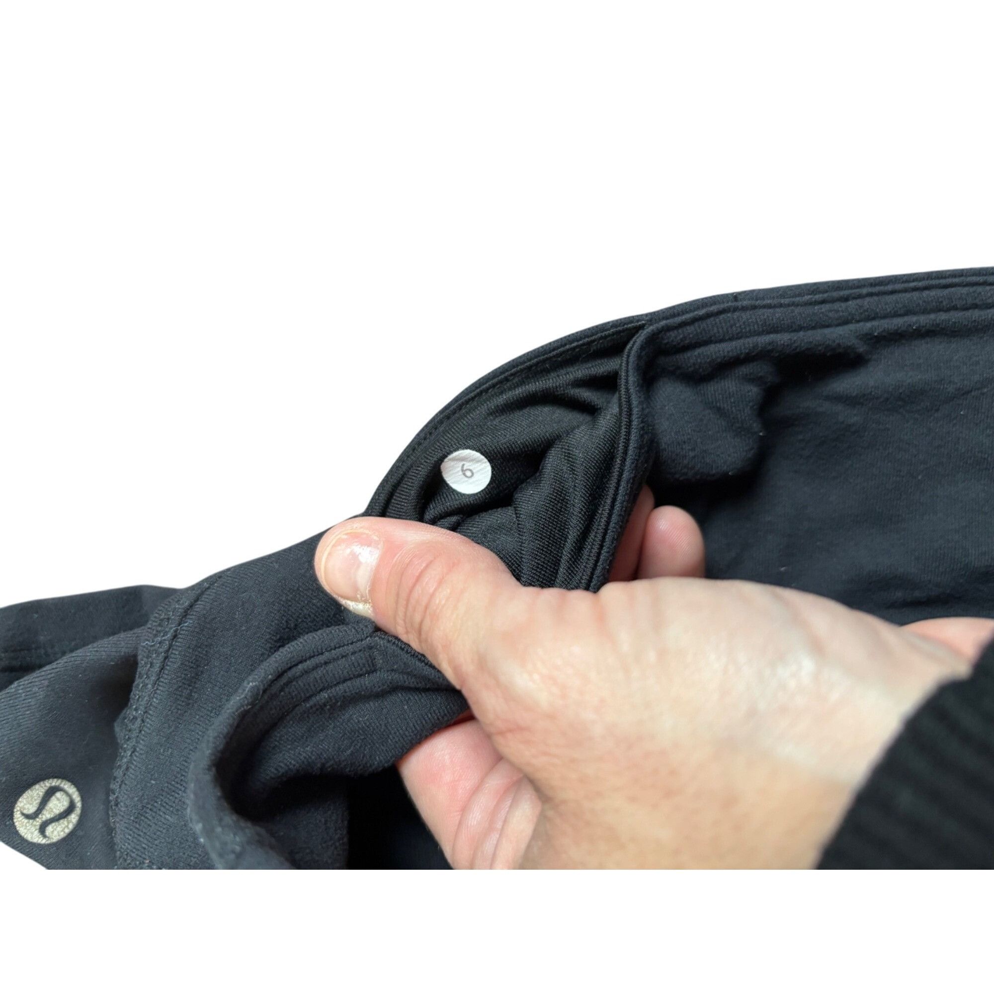 Lululemon Lululemon Black reversible Stretchy Athletic Shorts Womens S Size 28" / US 6 / IT 42 - 4 Thumbnail