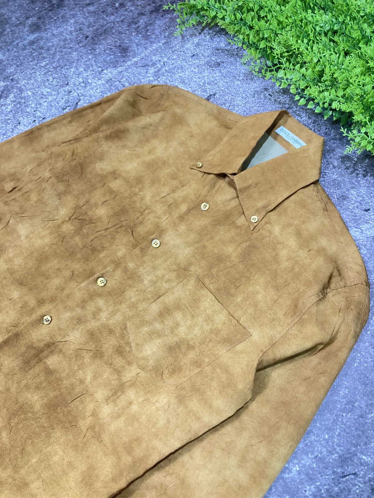 Dolce & Gabbana Dolce & Gabbana Basic Suede Skin Viscose Button Up Shirt Size US M / EU 48-50 / 2 - 6 Thumbnail