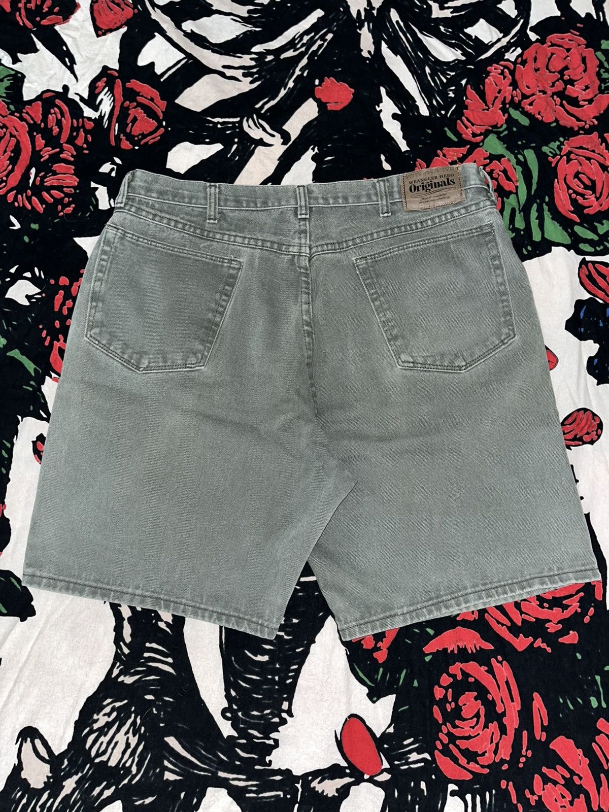 Vintage Crazy 90's Faded Distressed Baggy Skater Green Denim Shorts Size US 38 / EU 54 - 2 Thumbnail