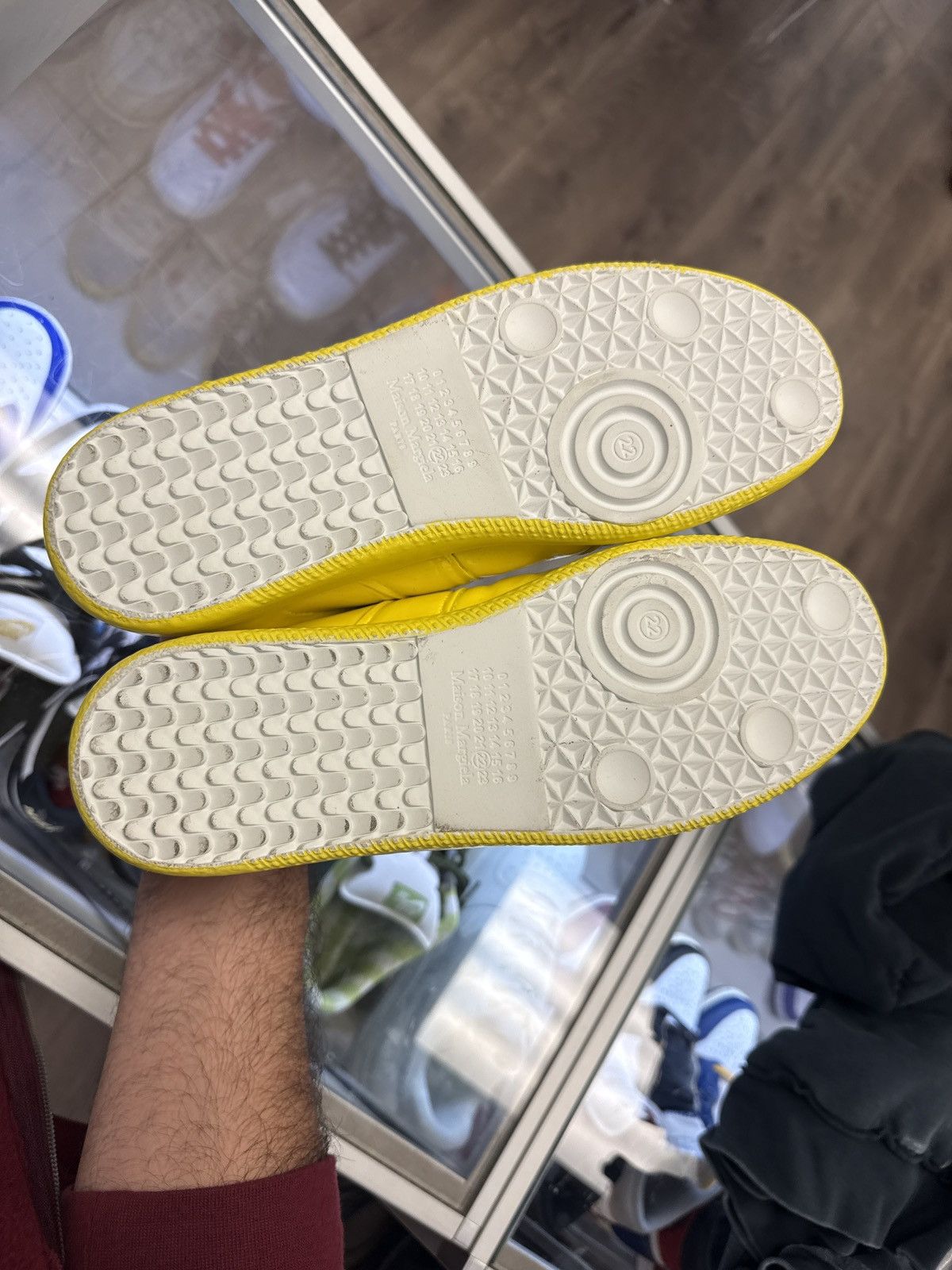 Maison Margiela Maison margiela spectra yellow replica size 40.5 Size US 7.5 / EU 40-41 - 4 Thumbnail