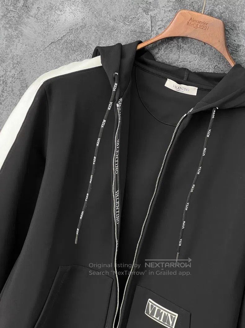 Valentino Valentino Sleeve paneled hooded zip sweatshirt Size US S / EU 44-46 / 1 - 5 Thumbnail