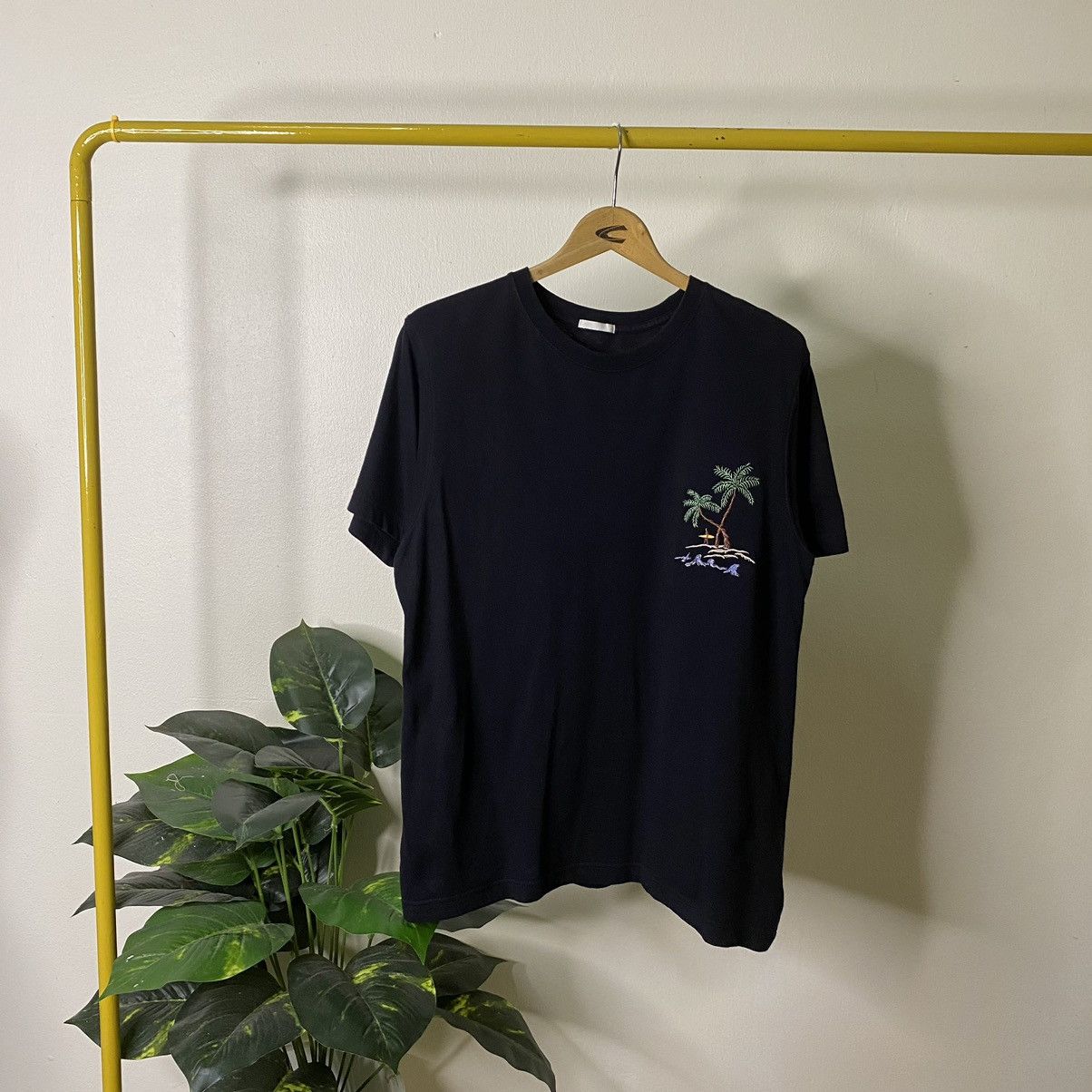 Japanese Brand × Vintage Y2K Hawaii Surf Embroidery Detailing Sukajan Style Tee Size US M / EU 48-50 / 2 - 4 Thumbnail