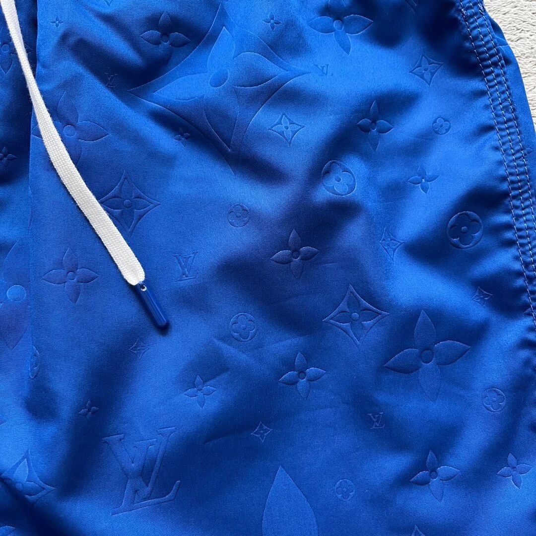 Louis Vuitton louis vuitton monogram 3d pocket beach shorts Size US 34 / EU 50 - 3 Thumbnail