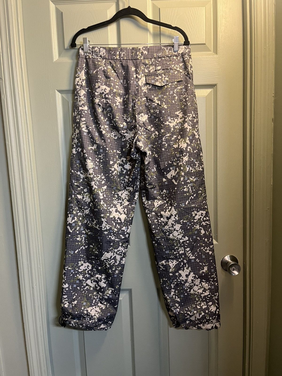 A-COLD-WALL* A Cold Wall grey/green digi camo nylon pants Size US 30 / EU 46 - 2 Thumbnail