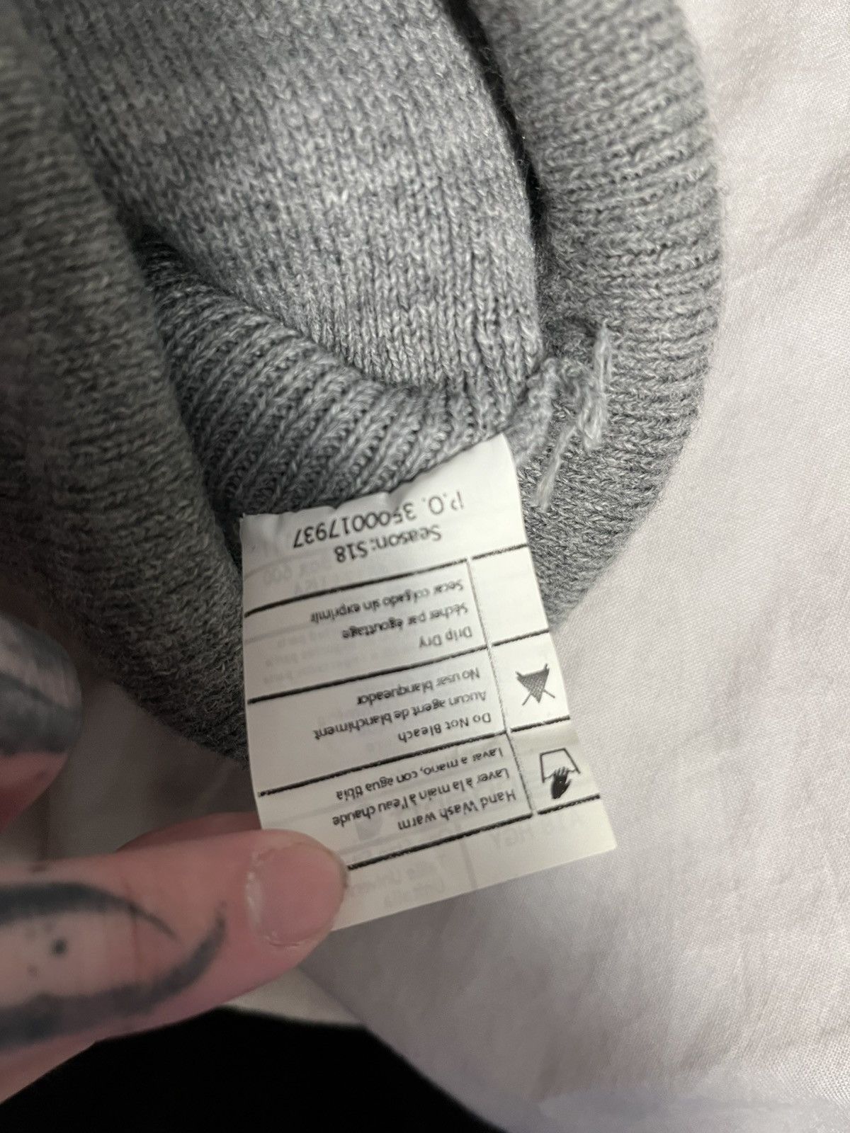 Asspizza Grey pink asspizza beanie signed Size ONE SIZE - 3 Thumbnail