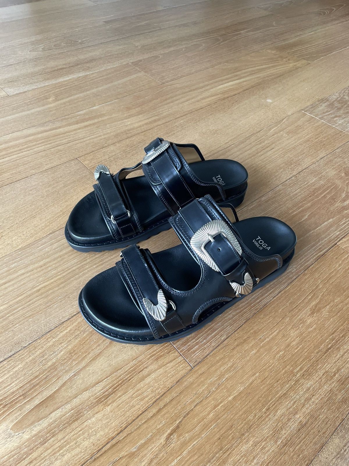 Toga Toga Virilis Black Polished Sandals Ssense Exclusive Edition 