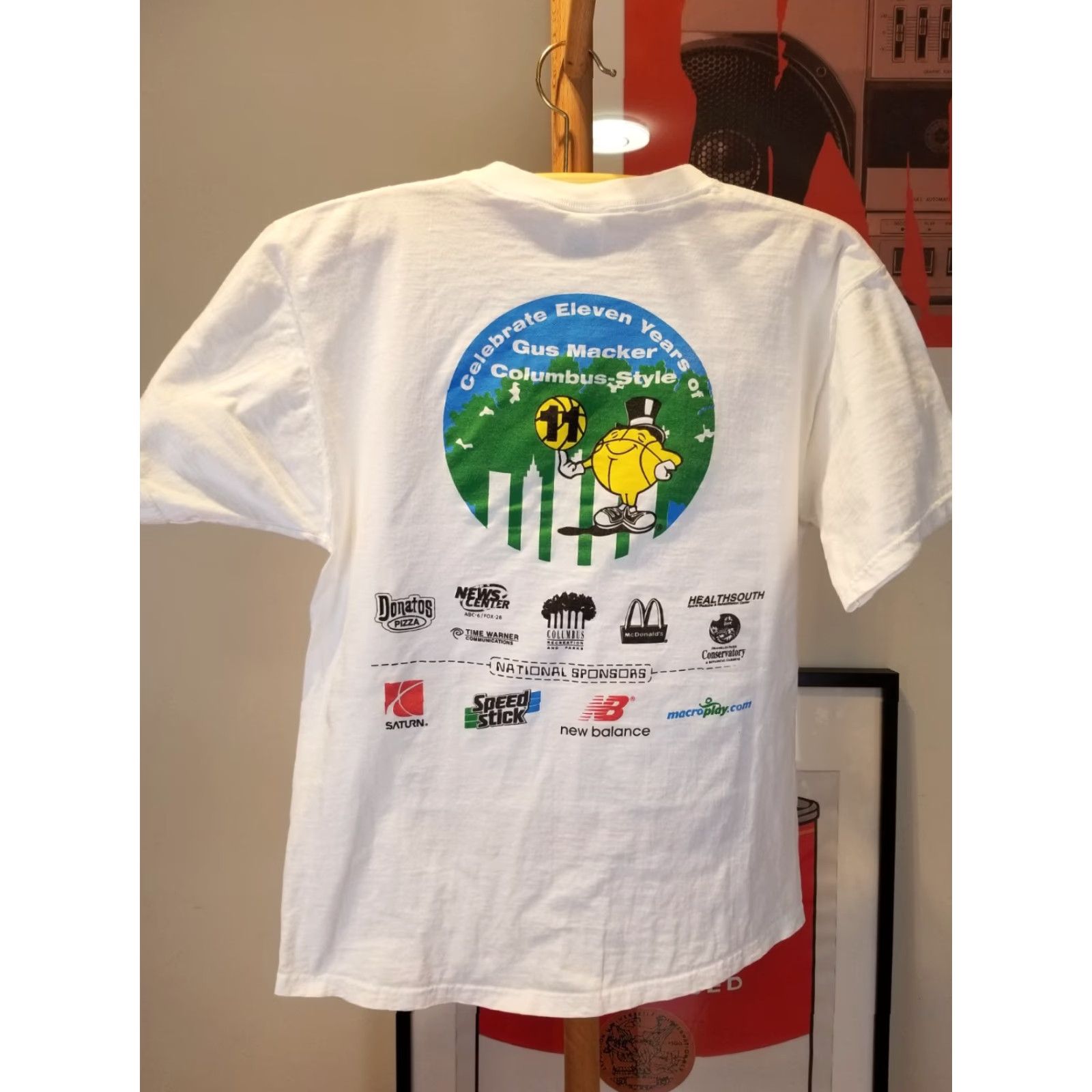 Fruit Of The Loom VINTAGE GUS MACKER 3 ON 3 BASKETBALL TOURNAMENT WHITE COTTON T-SHIRT SZ L Nike Shirt Mens XS? Size US L / EU 52-54 / 3 - 6 Thumbnail