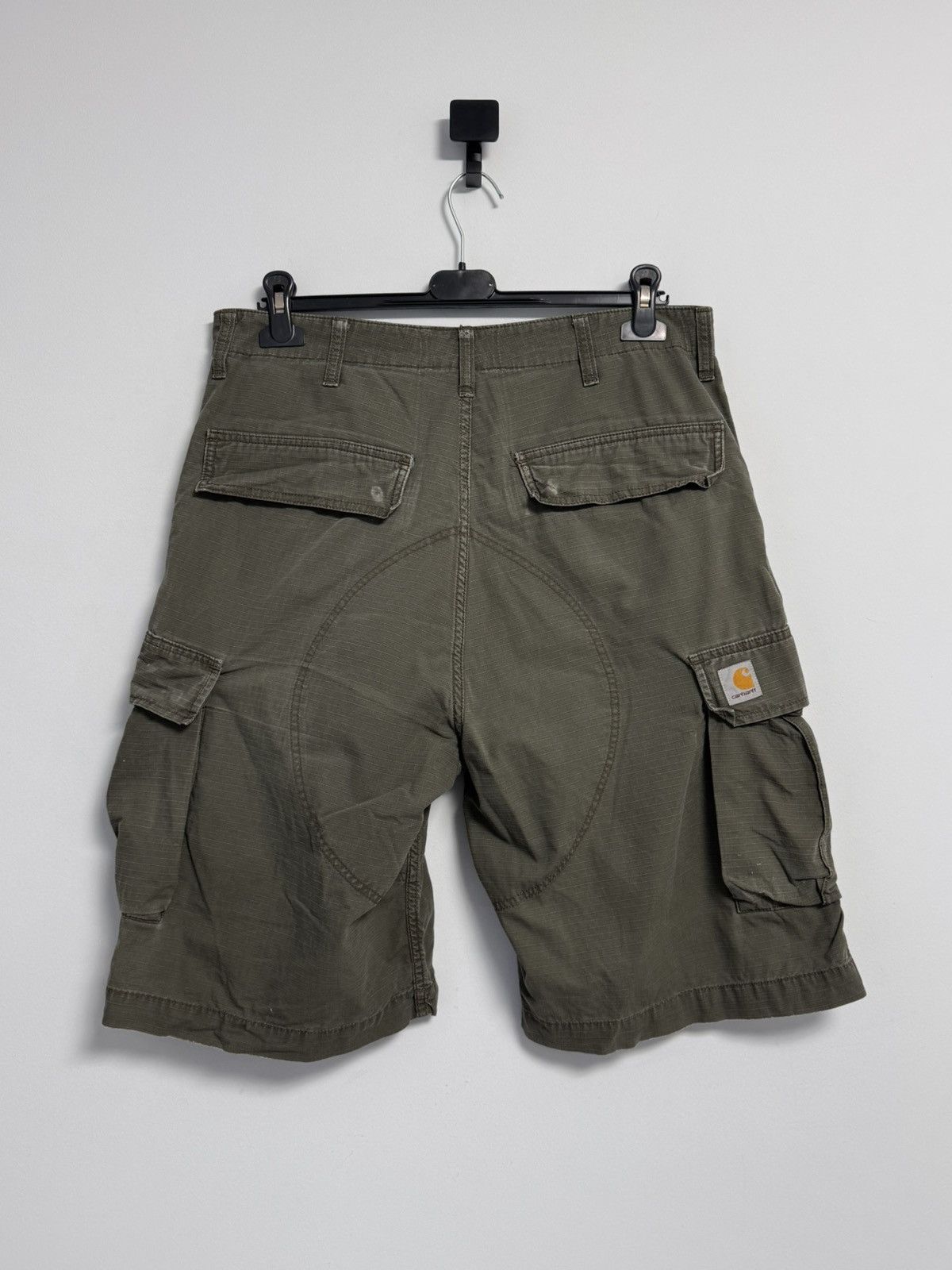 Other Carhartt Vintage Y2K style hype cargo shorts Size US 32 / EU 48 - 1 Thumbnail