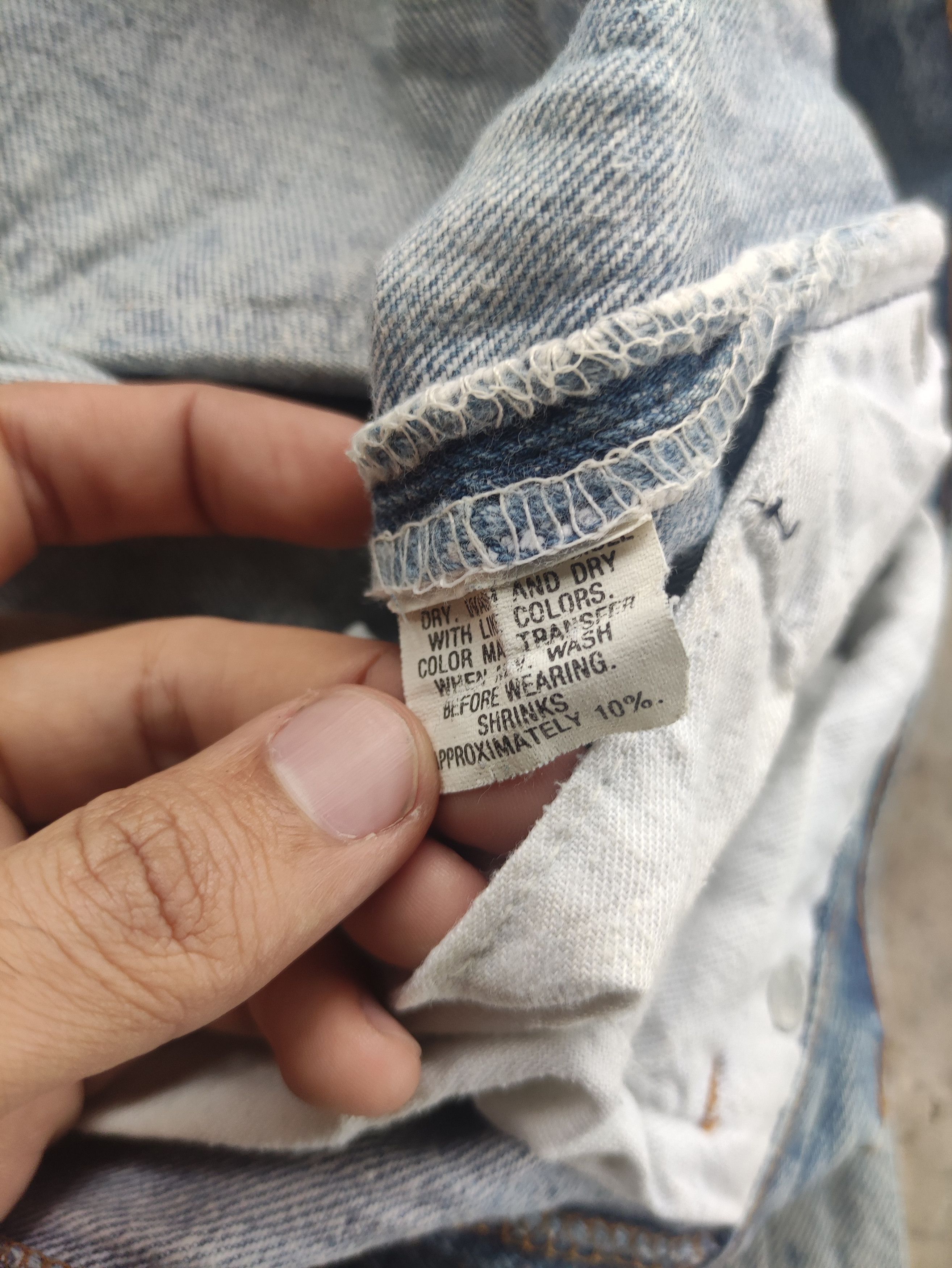 Japanese Brand Vintage Japanese Button Jean Distressed Faded Denim Size US 32 / EU 48 - 7 Thumbnail
