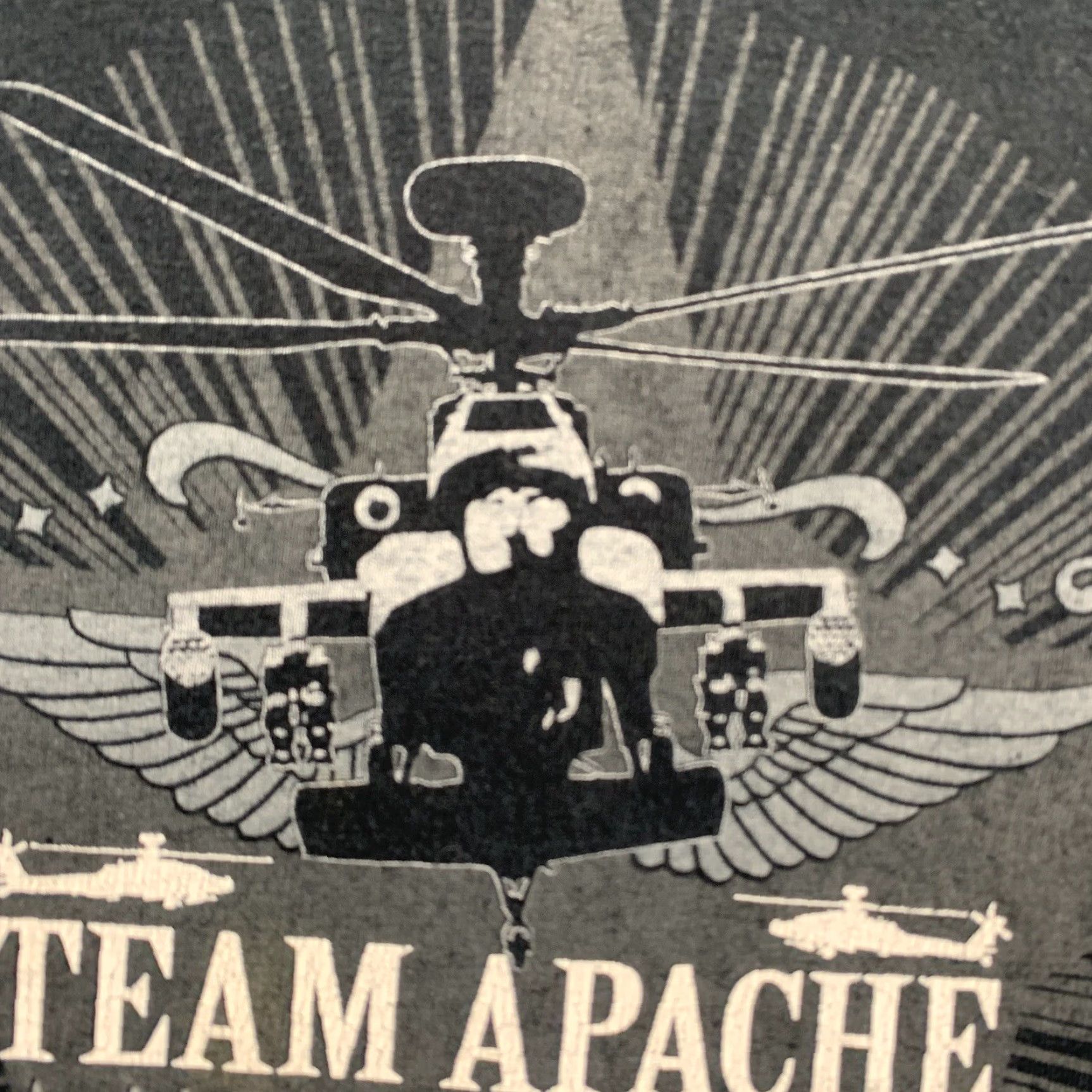 Gildan Gildan Apache Helicopter T-Shirt Adult Medium Black Graphic Aviation Mens Size US M / EU 48-50 / 2 - 5 Thumbnail