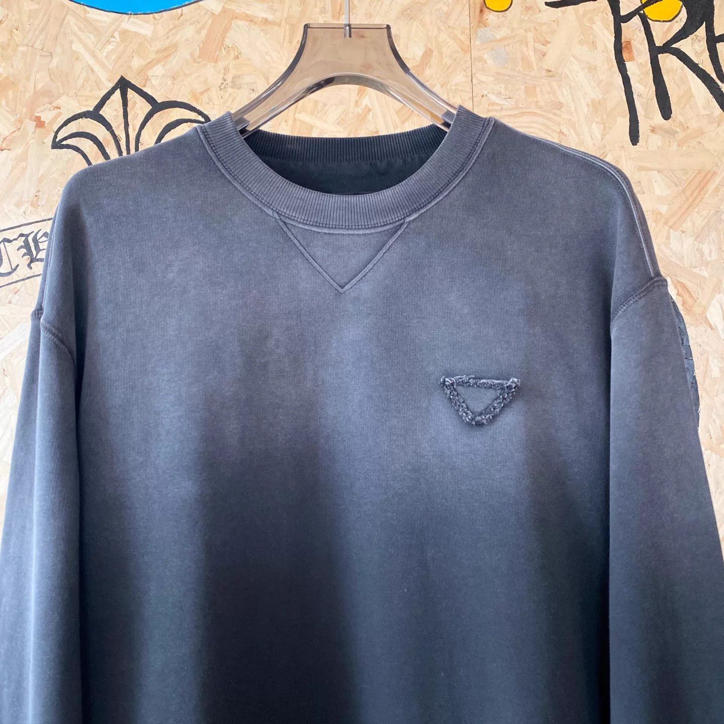 Prada PRADA gradient logo crewneck sweatshirt men's black M Size US M / EU 48-50 / 2 - 3 Thumbnail