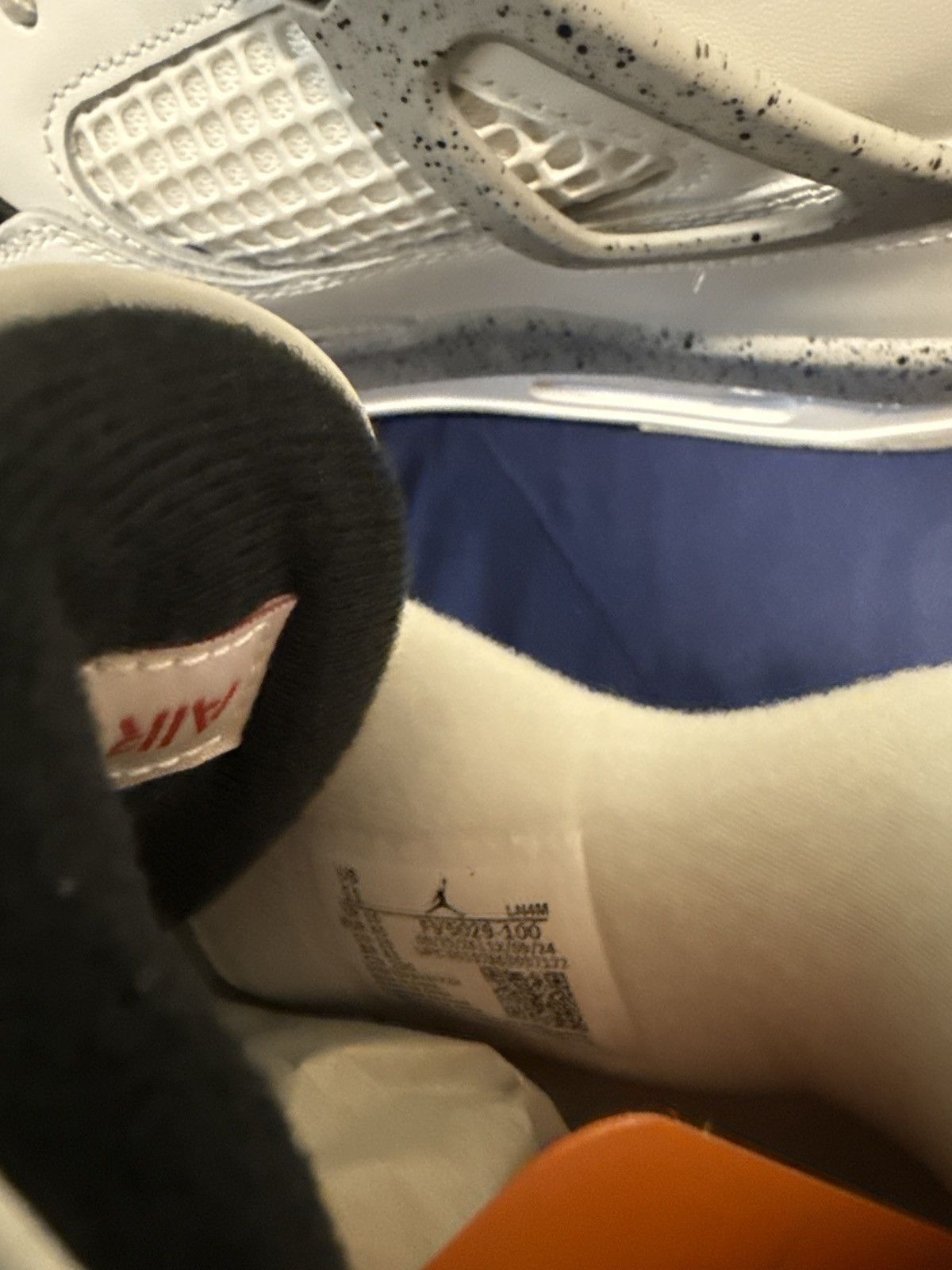Nike Cement 4s ! Dropped yesterday Size US 11 / EU 44 - 3 Thumbnail