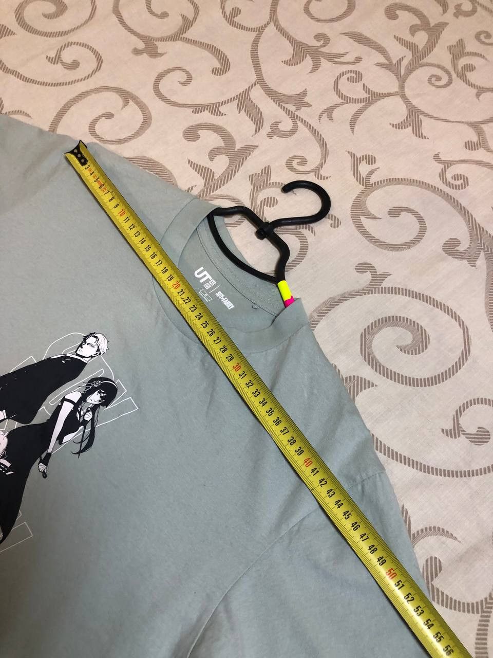 Uniqlo SPY x FAMILY Uniqlo UT Unisex Short-Sleeve Graphic T-Shirt Size US M / EU 48-50 / 2 - 7 Thumbnail