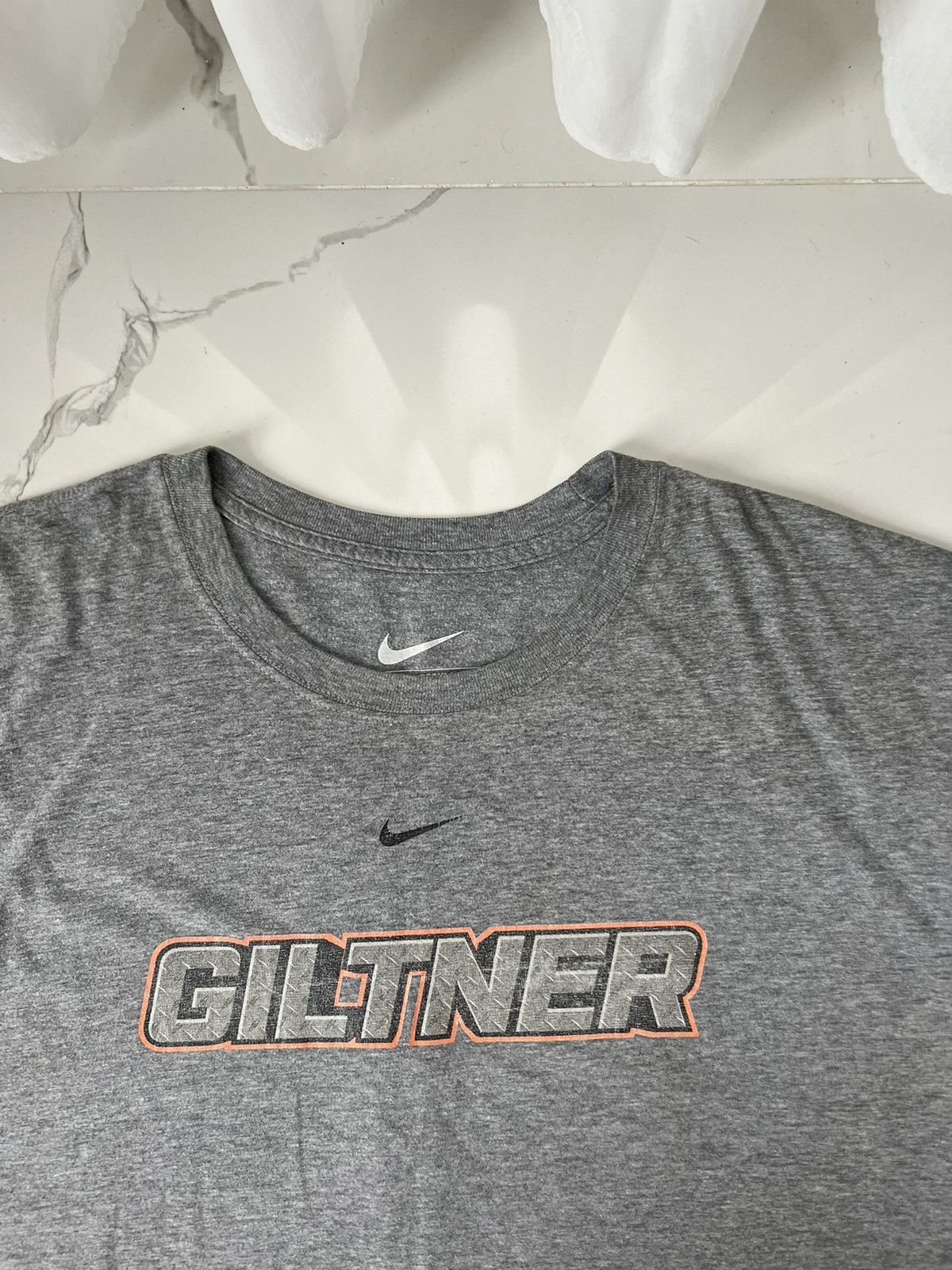 Nike × Vintage 90's NIKE GILTNER CENTR SWOOSH Y2K RARE TEE BIG LOGO Size US XL / EU 56 / 4 - 2 Thumbnail