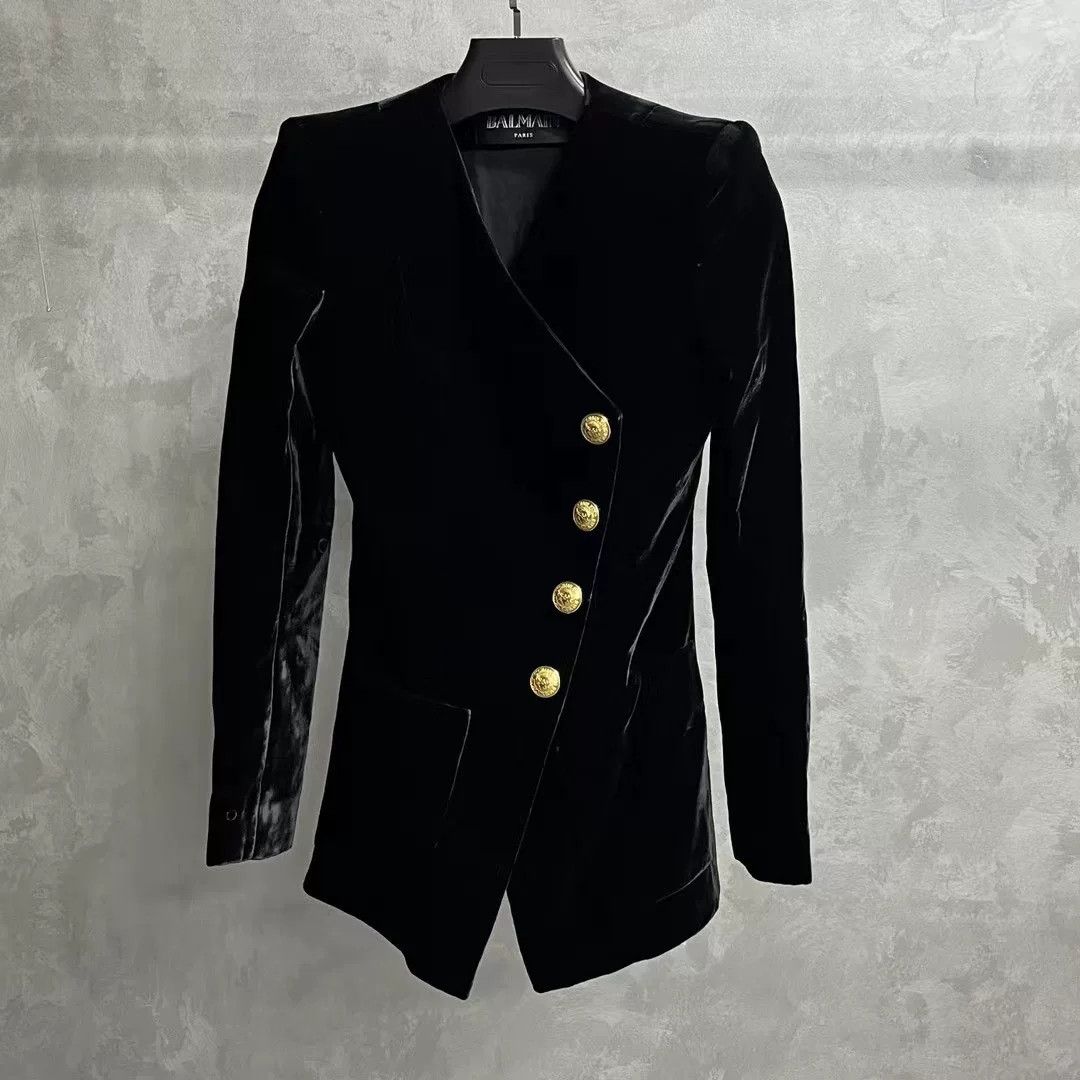 Balmain Balmain Latest Black Velvet Padded Blazer Size XS / US 0-2 / IT 36-38 - 1 Thumbnail