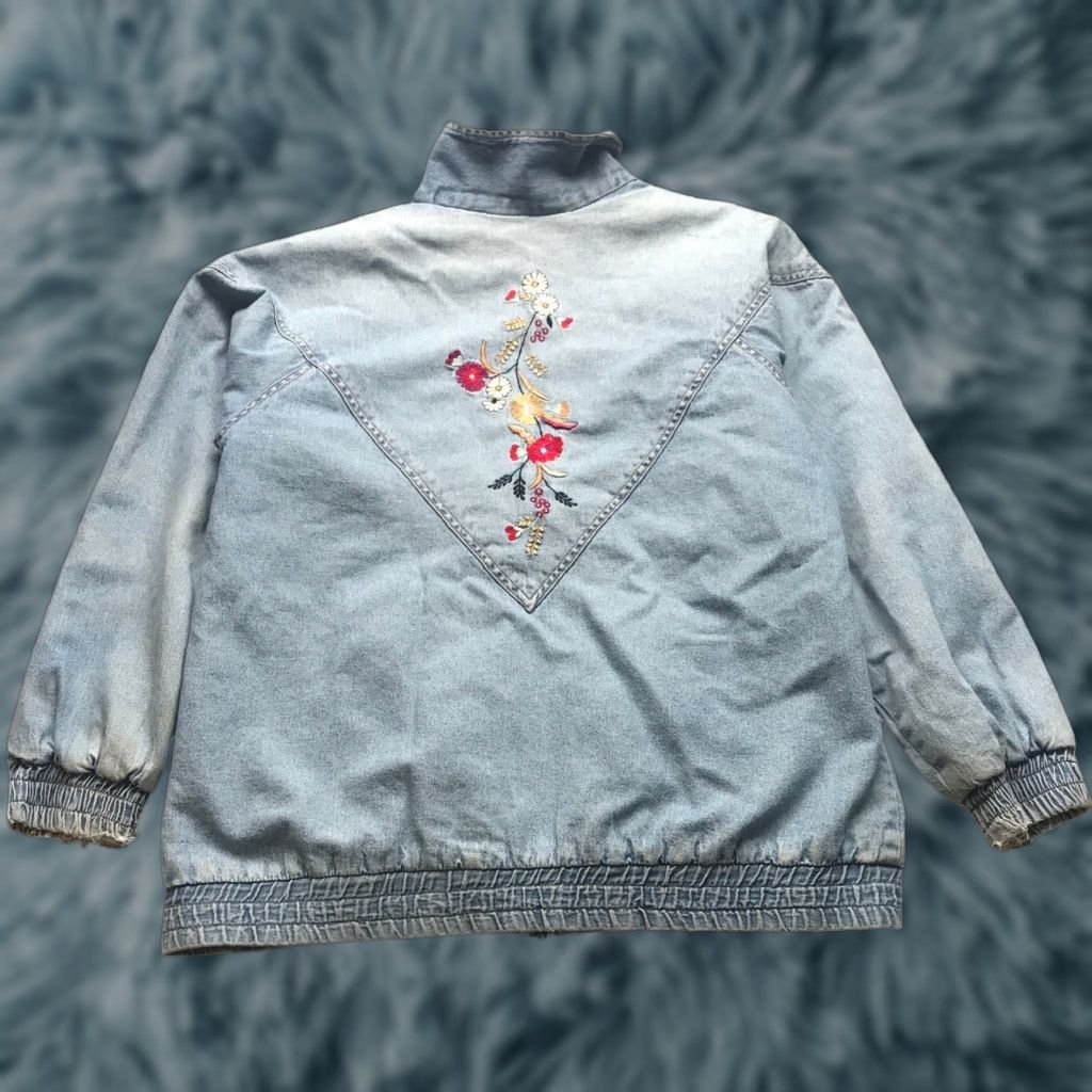 Blair VINTAGE Blair Denim Quilted Lined Floral Flower Jacket Womens M Blue Gray Zip Pockets Embroidered 90s 80s Flower Casual Party/Cocktail Jacket Womens Size M / US 6-8 / IT 42-44 - 1 Thumbnail