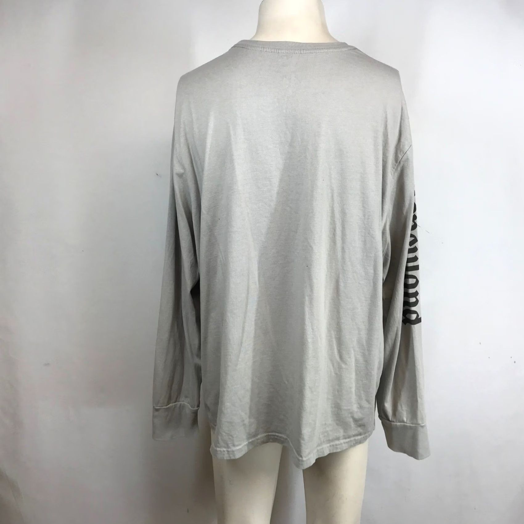 Disney Disney Parks Disneyland Long Sleeve T-Shirt Gray Mens XL Graphic Sleeve Logo Size US XL / EU 56 / 4 - 5 Thumbnail