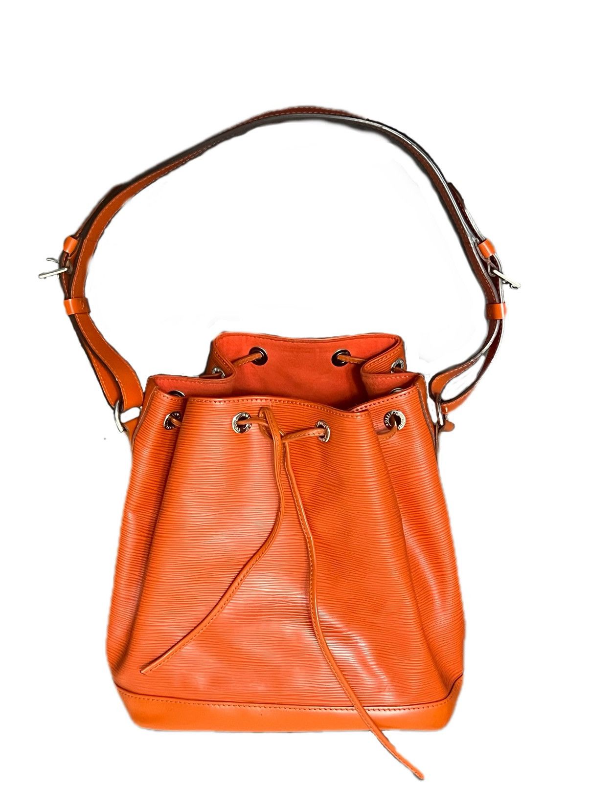 Louis Vuitton Louis Vuitton Petite Noé Size ONE SIZE - 1 Thumbnail