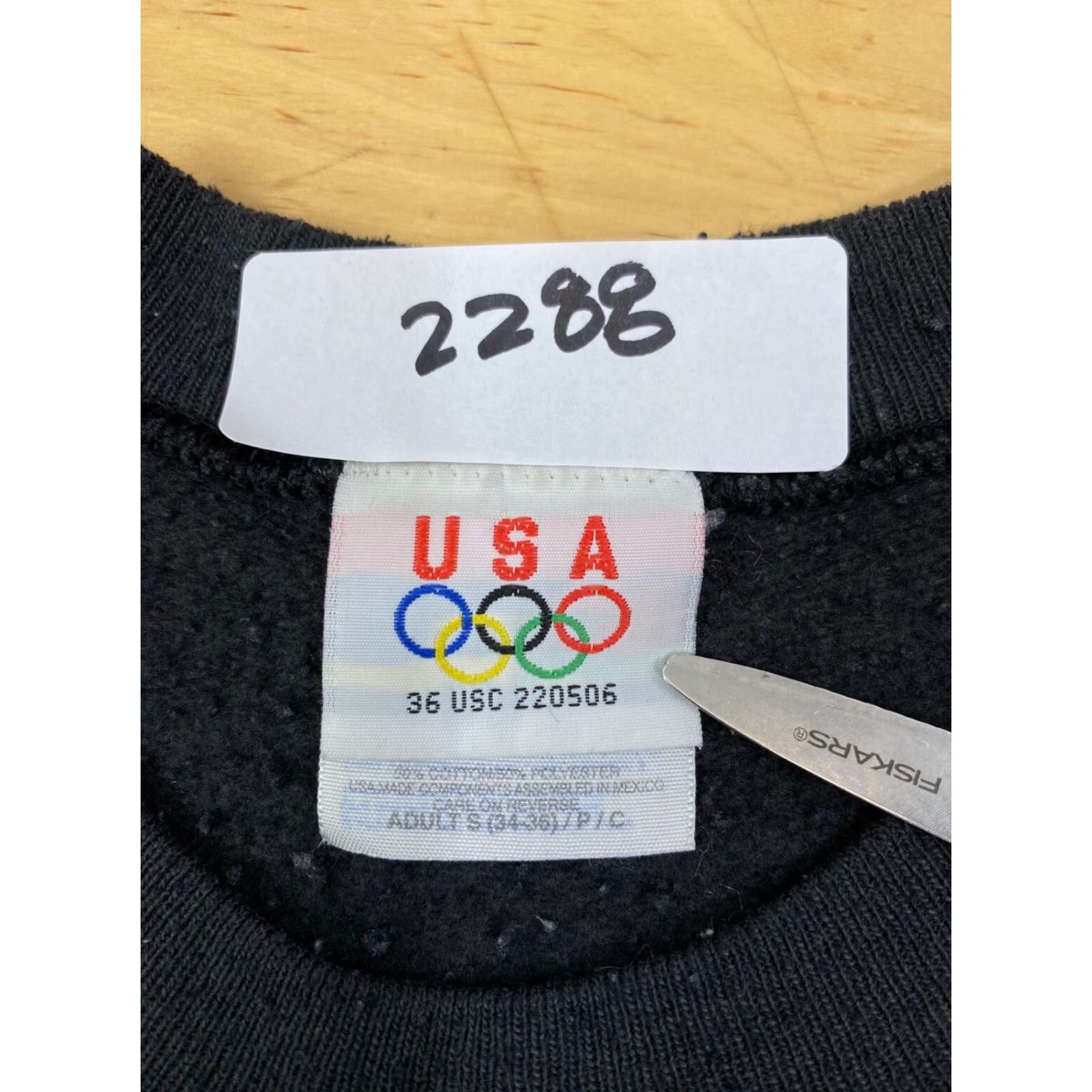 Vintage VINTAGE 90s USA Olympics Sweater Black Size S Crew Neck Long Sleeve Pullover Logo Mens Size US S / EU 44-46 / 1 - 4 Thumbnail