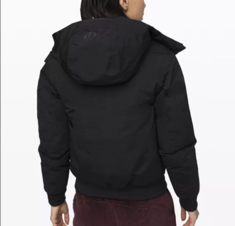 Lululemon Lululemon Winter Bomber Warrior Parka Black sz.4 Size S / US 4 / IT 40 - 14 Thumbnail