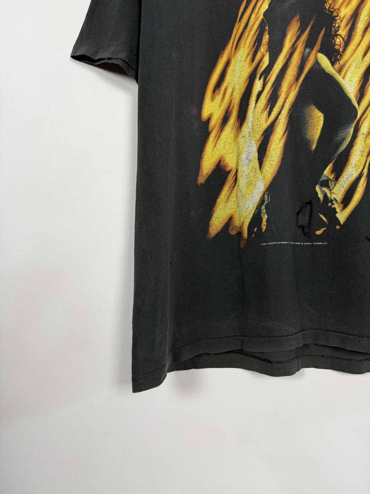 AC/DC Vintage 2001 AC/DC Bonfire Faded Distressed Band Rock Tee XL Size US XL / EU 56 / 4 - 4 Thumbnail