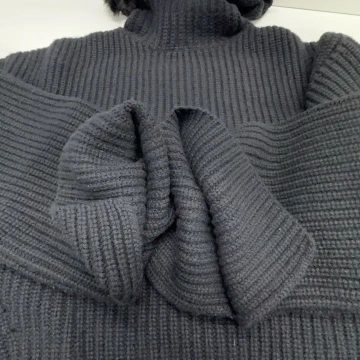 Fendi Fendi Casual Chic Solid Knitted Sweater -2507 Size US M / EU 48-50 / 2 - 8 Thumbnail