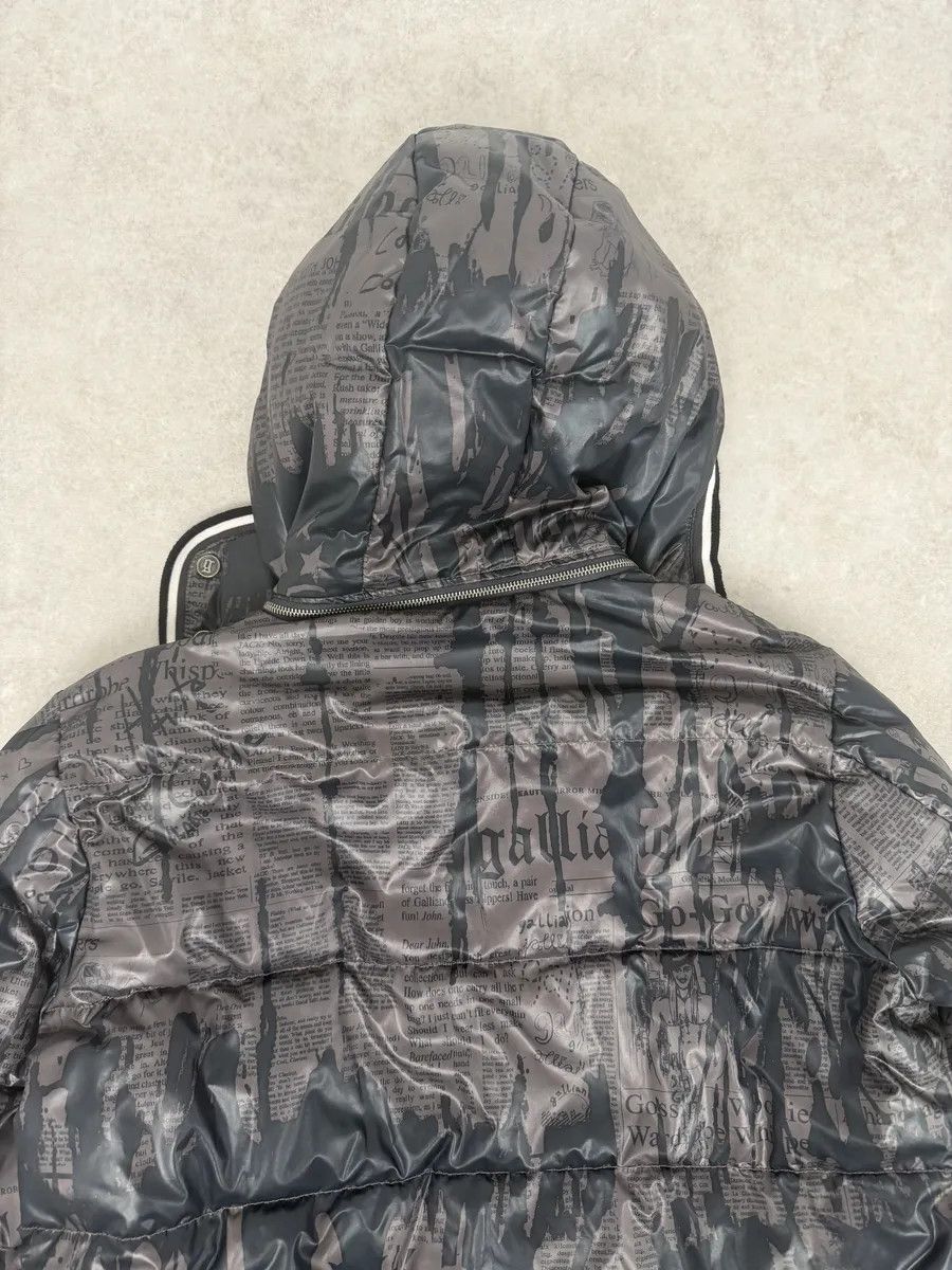 John Galliano AW2010 John Galliano Magazine Newspapers Black & Brown Hooded Puffer Jacket Size US L / EU 52-54 / 3 - 8 Thumbnail