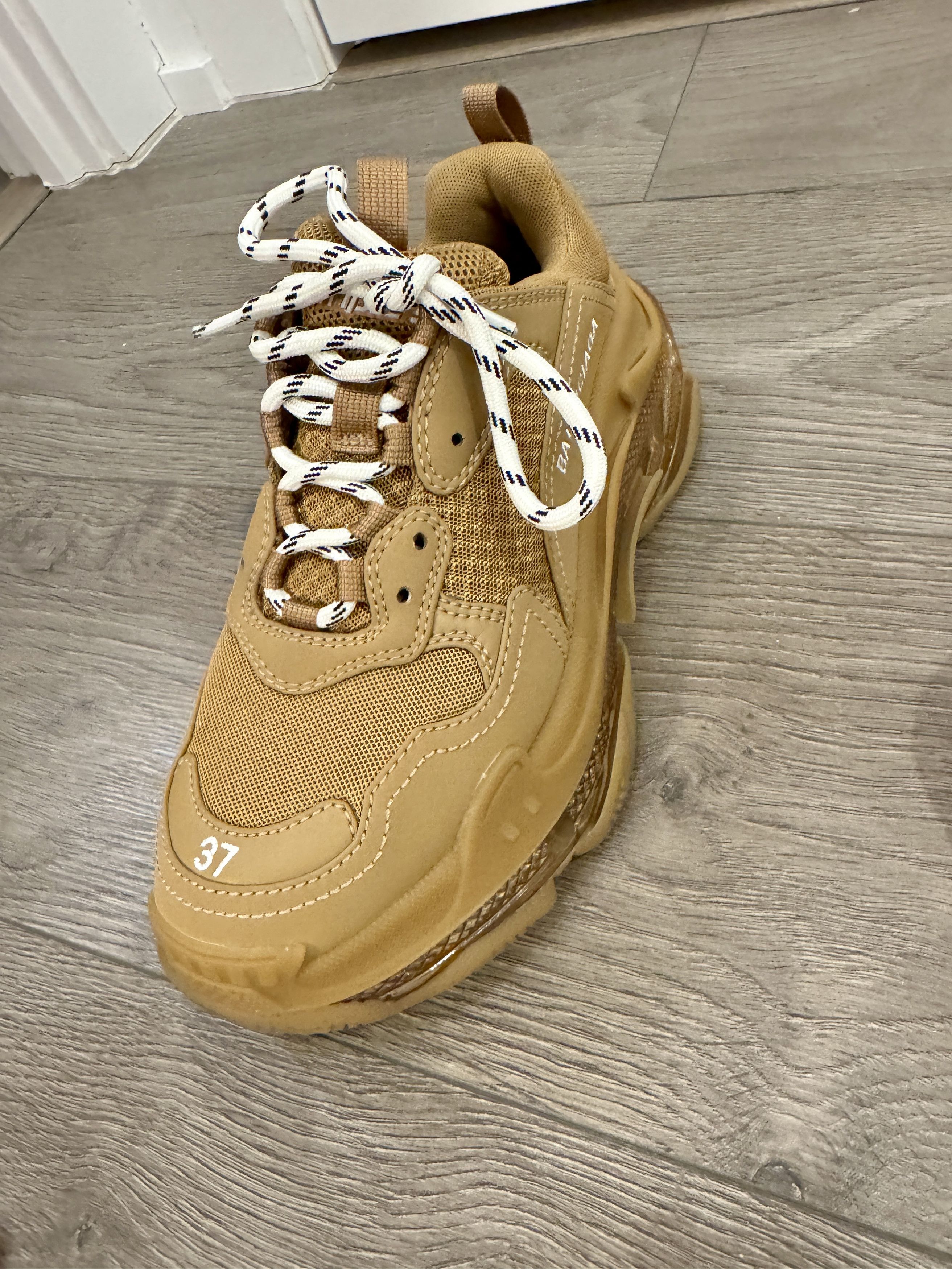 Balenciaga BALENCIAGA - Triple S sneakers Size US 7 / IT 37 - 4 Thumbnail