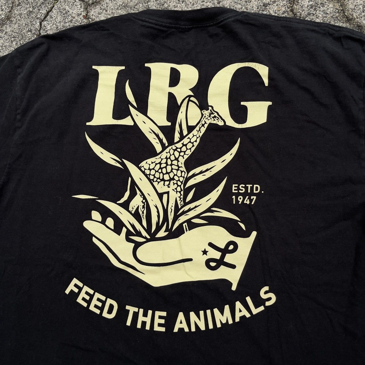 LRG × Vintage Vintage Y2K LRG FEED THE ANIMALS Shirt Size US XL / EU 56 / 4 - 5 Thumbnail