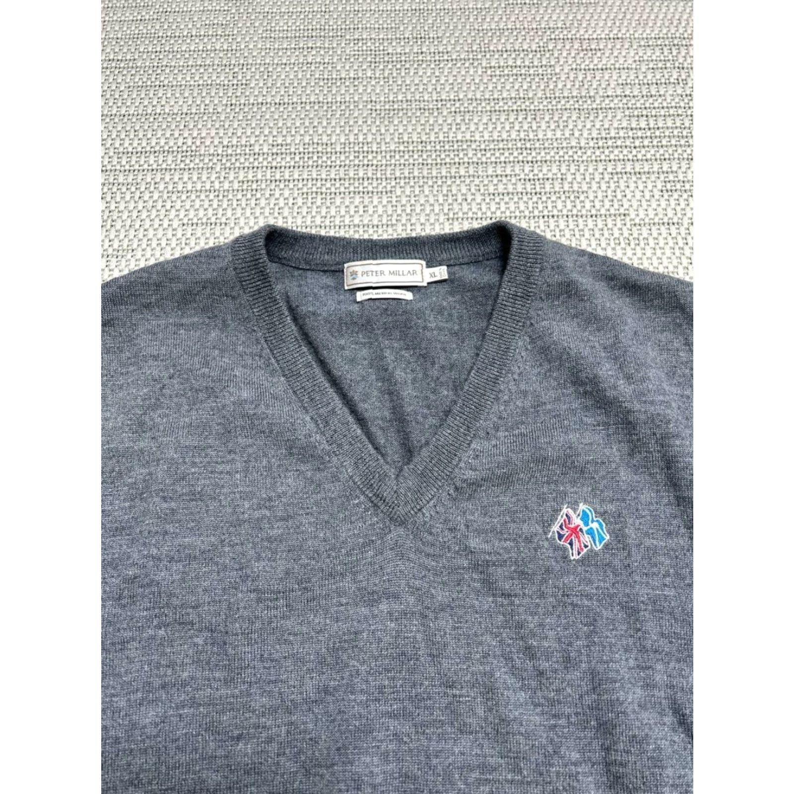 Peter Millar Peter Millar Sweater Vest Mens XL Gray Merino Wool V Neck Frederica Golf Club Shirt Size US XL / EU 56 / 4 - 3 Thumbnail