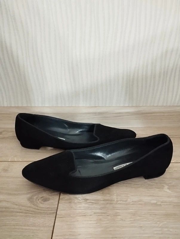 Manolo Blahnik Manolo Blahnik flats slip on size 38 i 1/2 Size US 8.5 / IT 38.5 - 1 Thumbnail