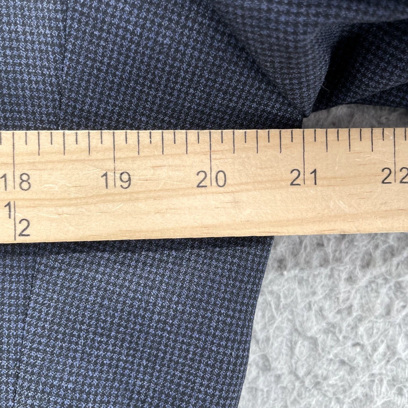 Vintage Turnbury Blazer Men 40R Navy Wool Single-Breasted Notch Lapel 2-Button 90s Formal Business 90s Style Shirt? Size 40R - 7 Thumbnail
