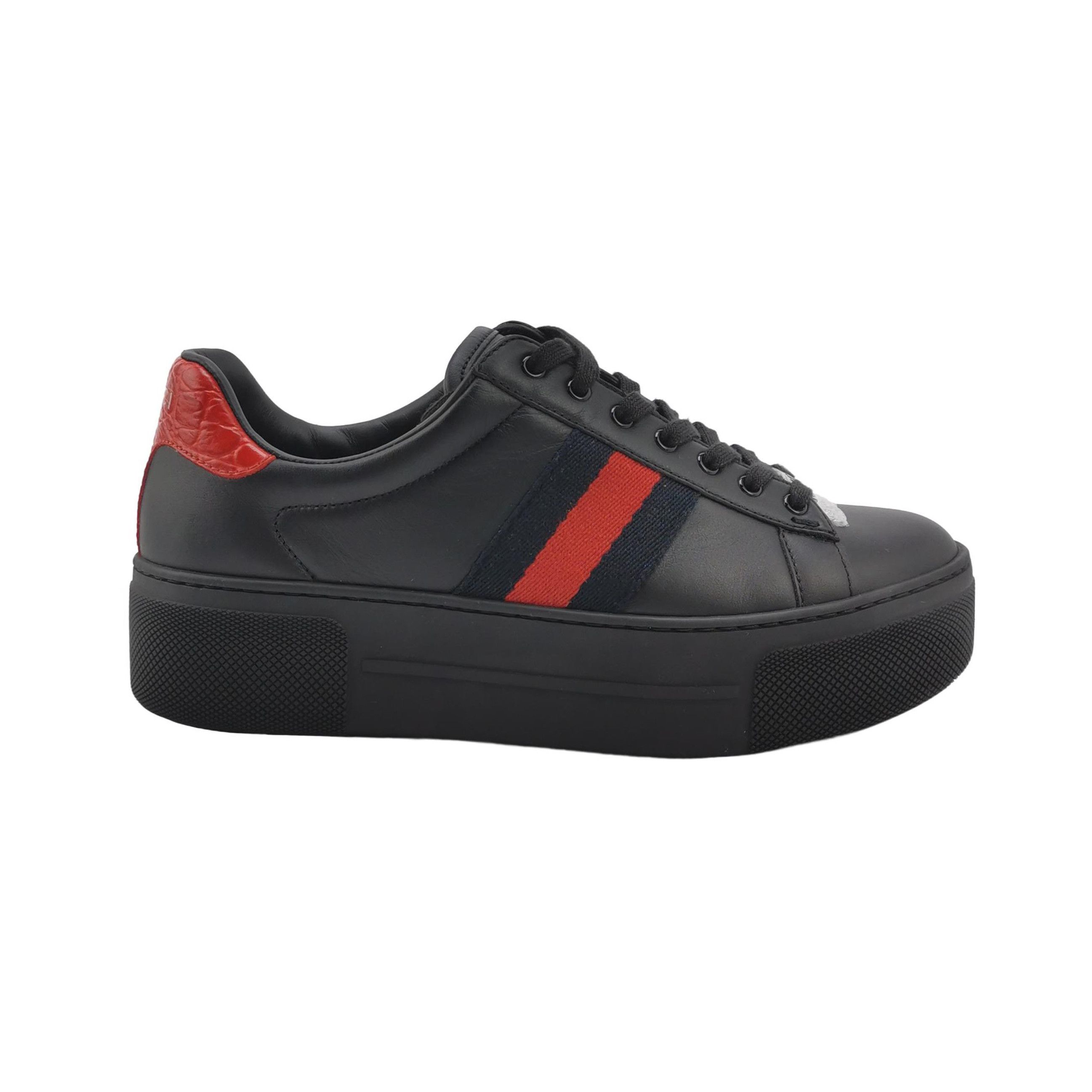Gucci Gucci Women 6-5 Lowtop Sneakers Size US 6.5 / IT 36.5 - 1 Thumbnail