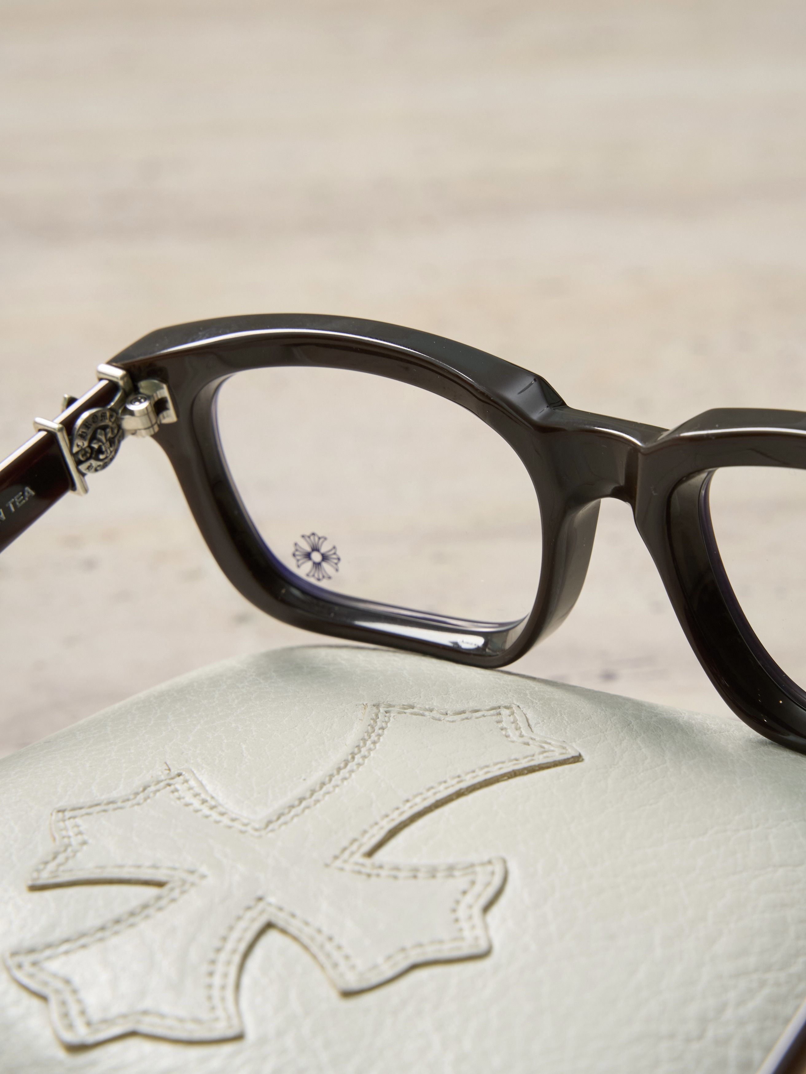 Chrome Hearts CHROME HEARTS SEE YOU IN TEA CLASSIC BROWN GLASSES Size ONE SIZE - 7 Thumbnail