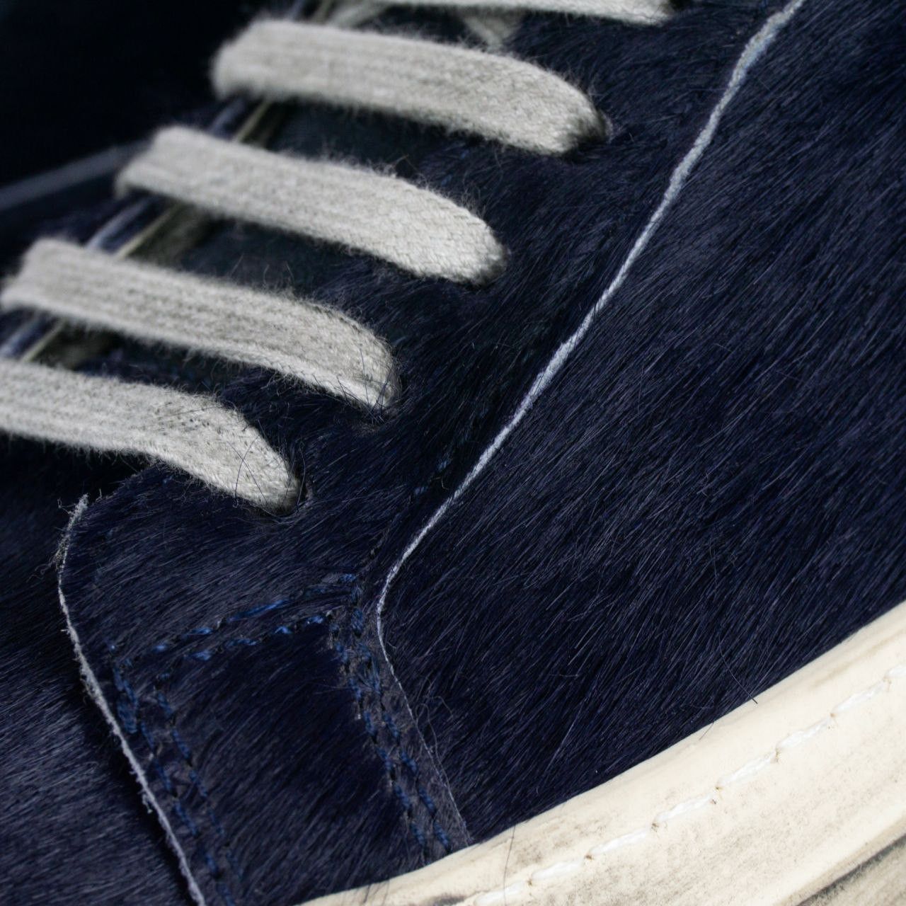 P448 Hair-On Fur Low-Top Sneakers Size US 7 / IT 37 - 2 Thumbnail