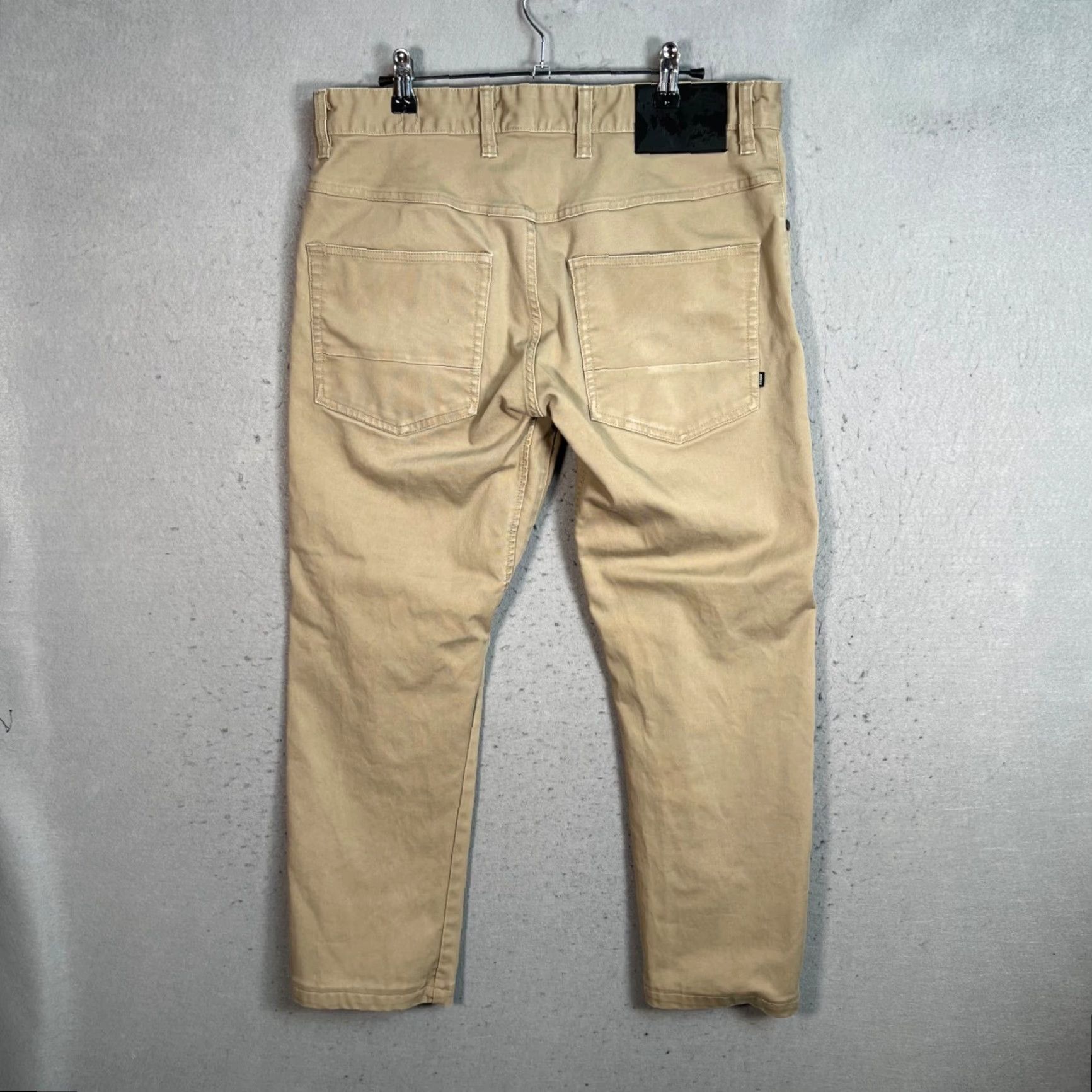 Nike Nike SB Mens Pants Crop Slim Fit Cotton Blend Khaki 32 Inseam 26 Tapered Cropped Stretch Logo Size US 32 / EU 48 - 2 Thumbnail