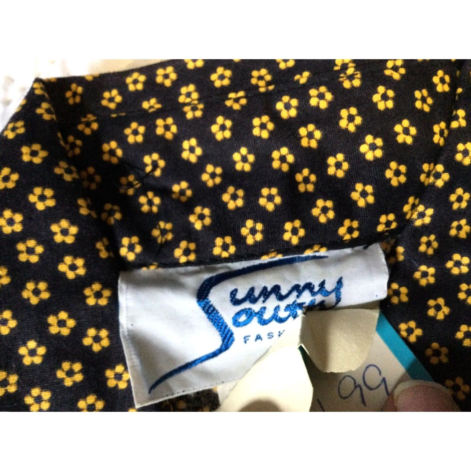 Vintage Vintage Sunny South Fashions Dallas BOHO Patchwork Top Button Shirt Size 10 Size L / US 10 / IT 46 - 5 Thumbnail