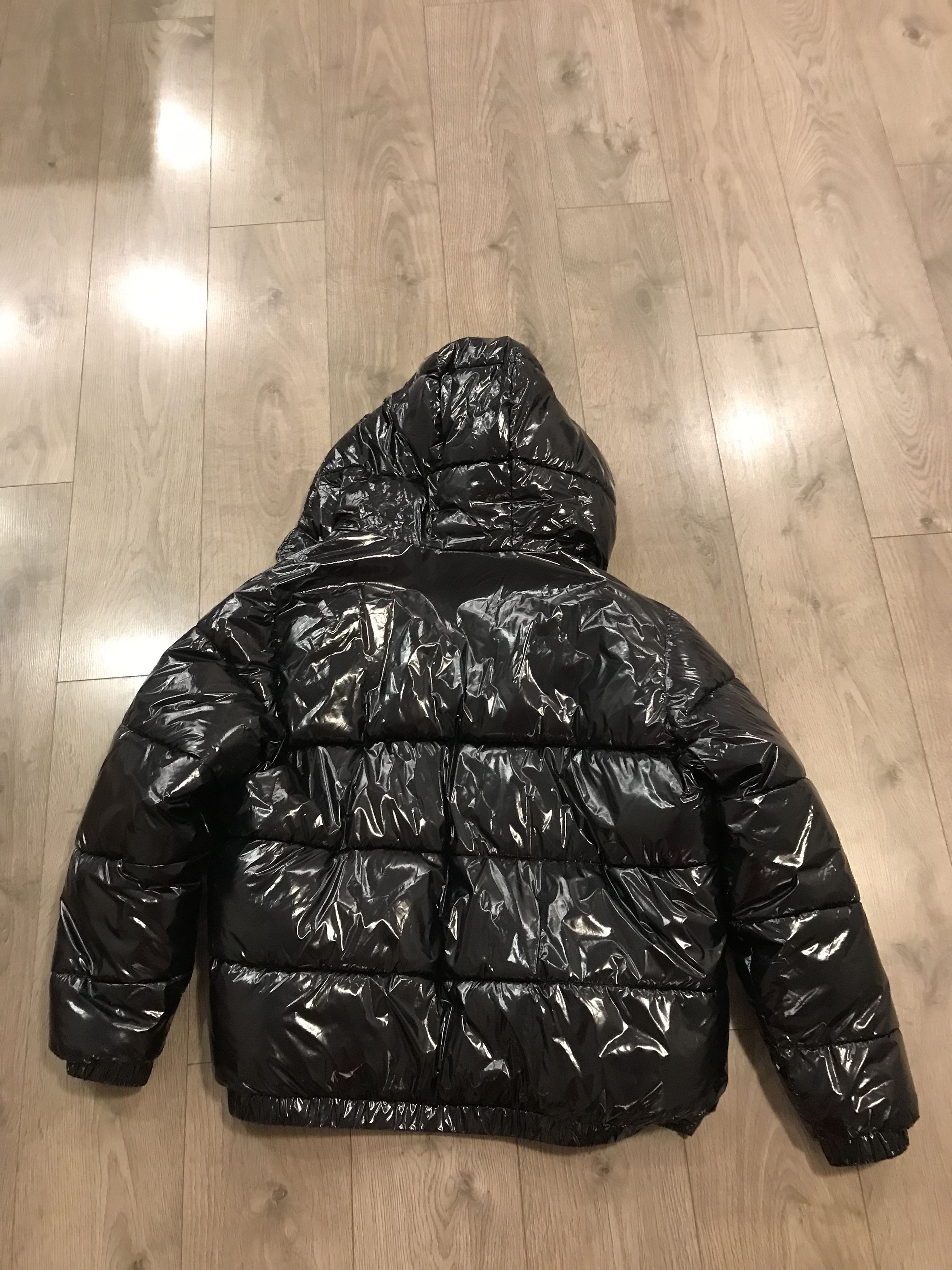 Zara Zara Shiny Water Repellant Puffer Jacket | Grailed Zara Zara Shiny Water Repellant Puffer Jacket | Grailed